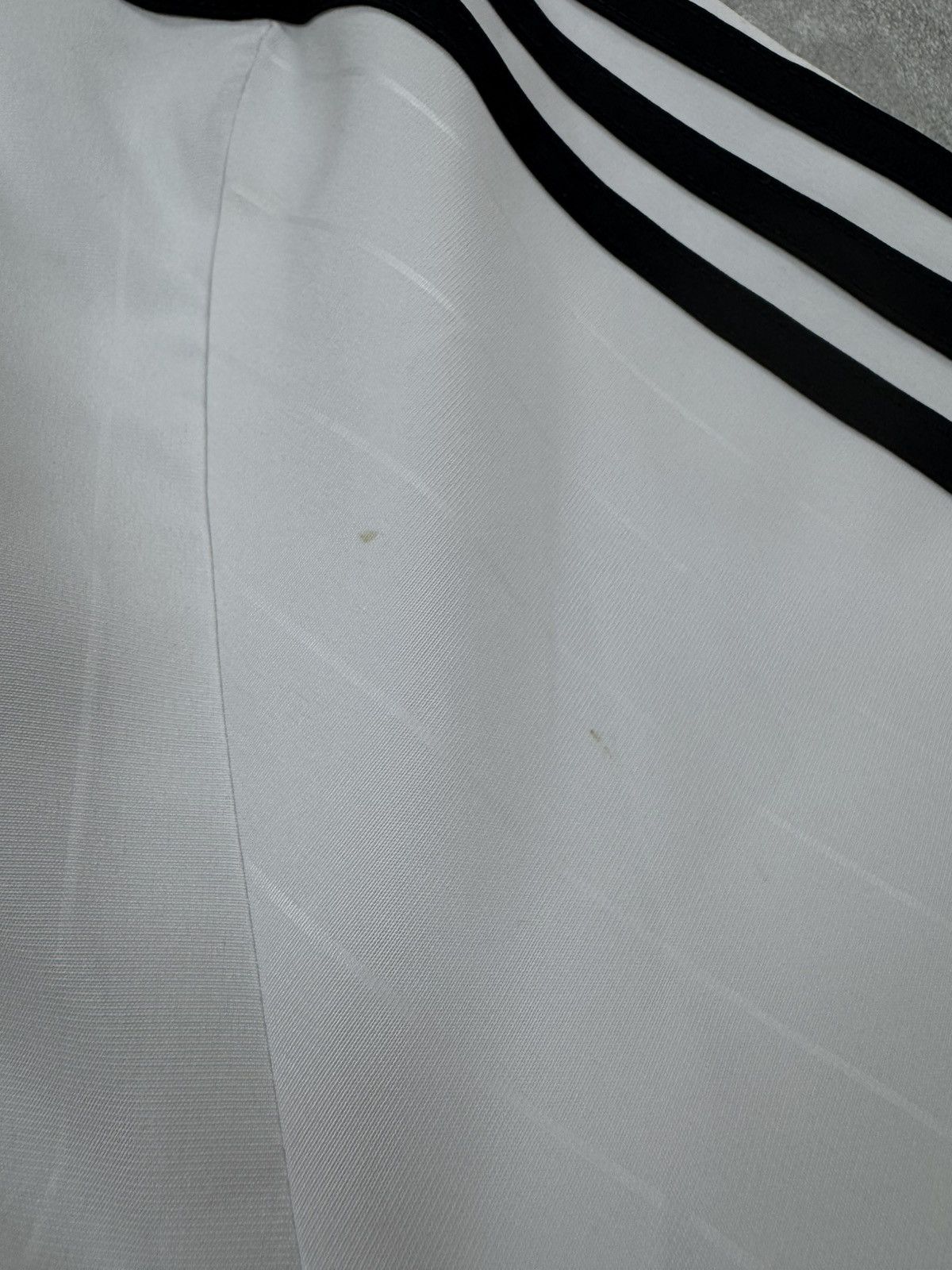 Adidas JUVENTUS 2015/2016 TRAINING FOOTBALL JACKET JERSEY ADIDAS Size US L / EU 52-54 / 3 - 11 Thumbnail