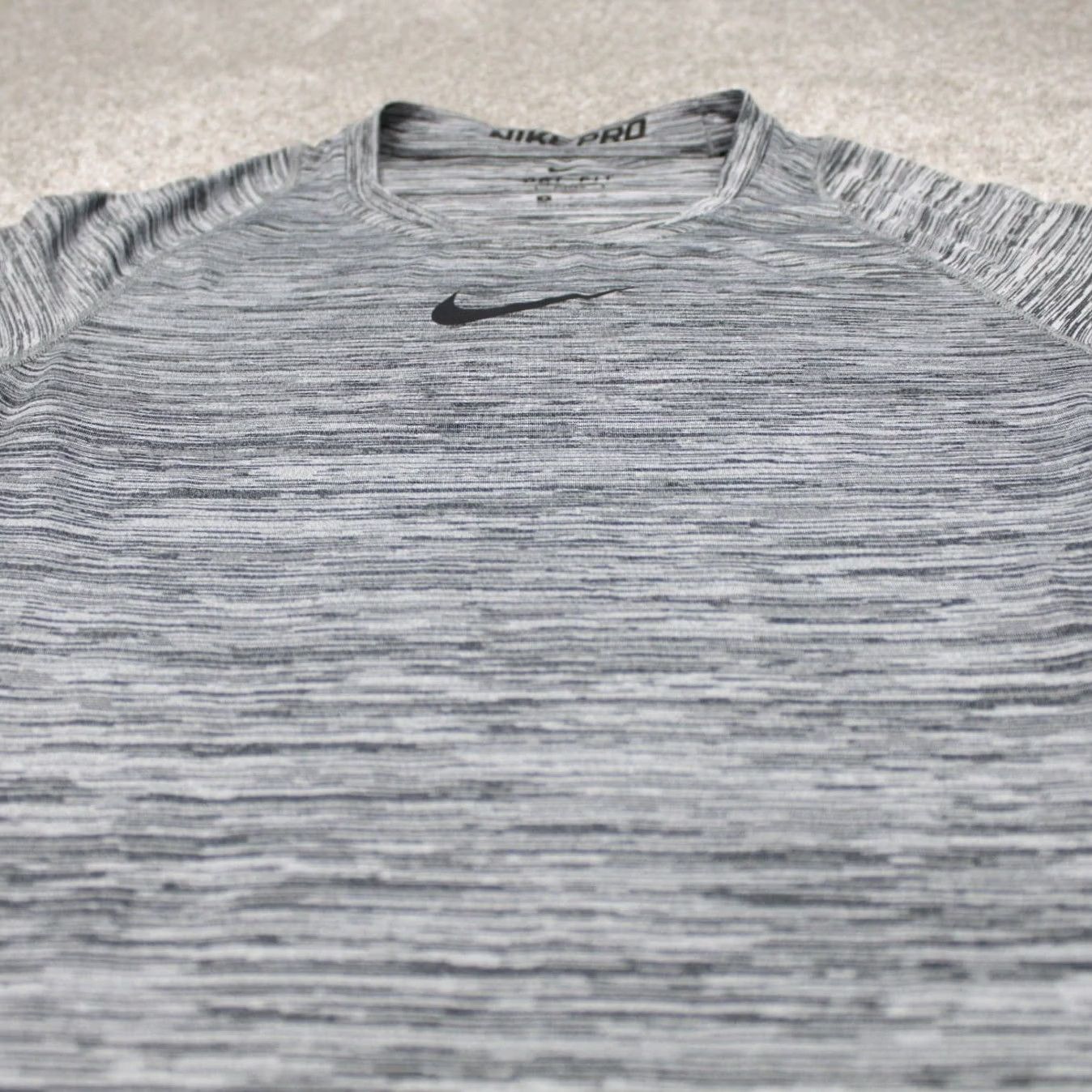 Nike Nike Pro Shirt Mens Small Gray Dri-Fit Polyester Nylon Stretch S/S Pullover Shirt Size US S / EU 44-46 / 1 - 5 Thumbnail