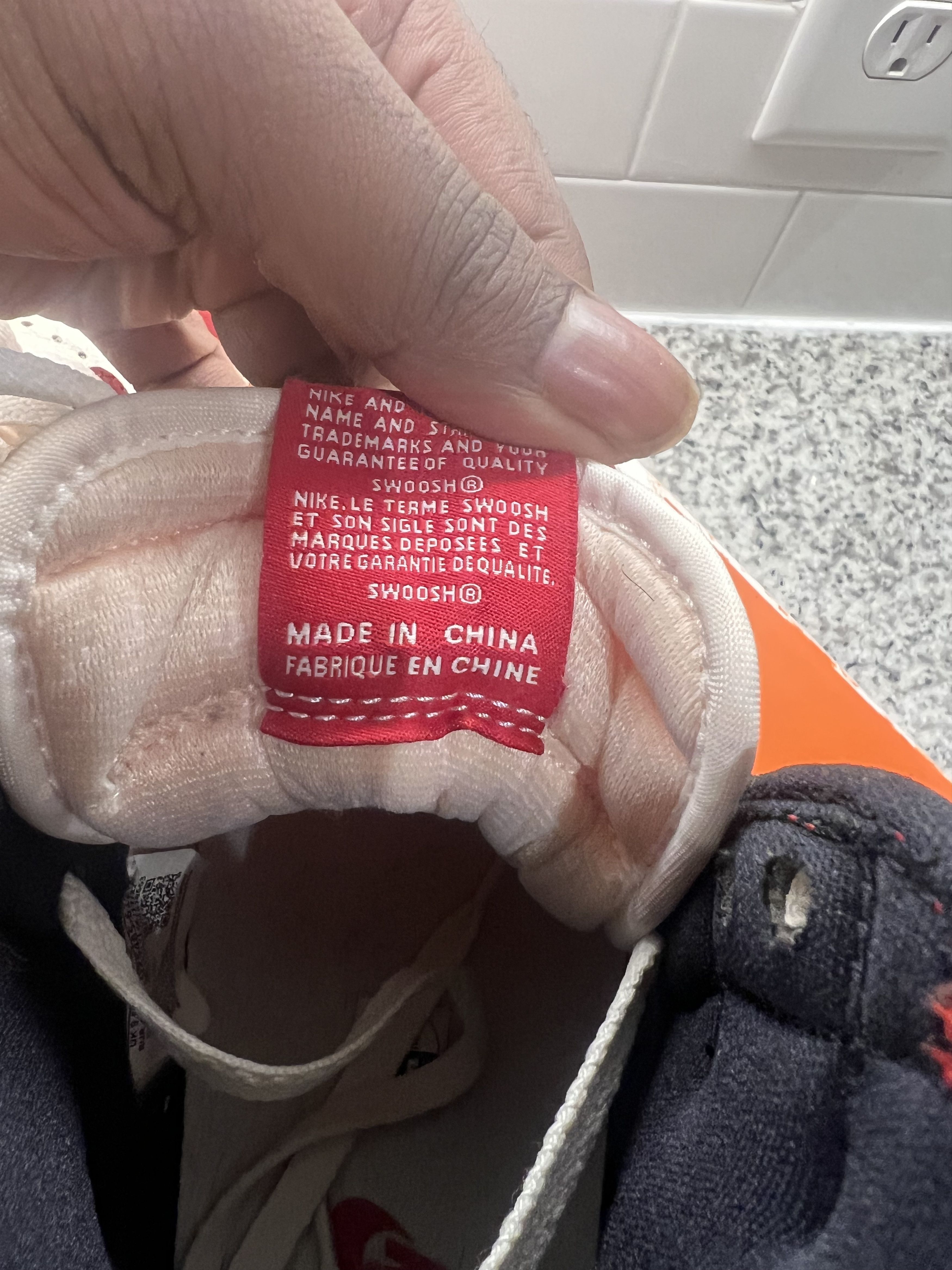 Jordan Brand Jordan OG lost and found 1s Size US 10.5 / EU 43-44 - 8 Thumbnail