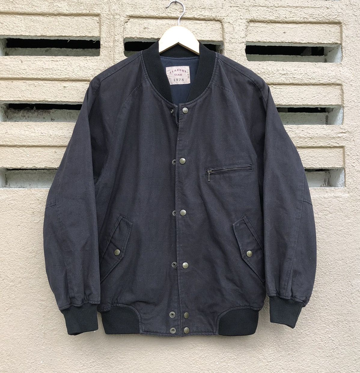 Vintage Vintage Flandre Club 1978 Khakis Bomber Jacket Size US M / EU 48-50 / 2 - 1 Thumbnail