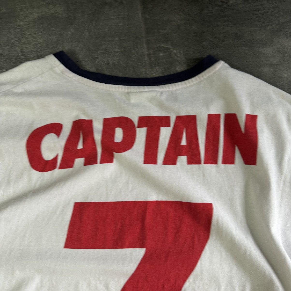 Vintage Vintage England Rugby League T-shirts Captain 7 00s Y2K Size US XL / EU 56 / 4 - 9 Thumbnail