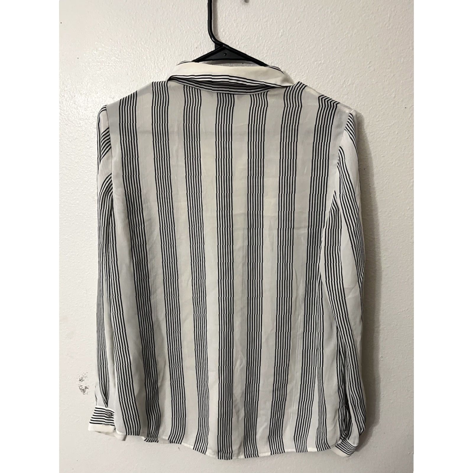 White House Black Market WHBM Blouse Shirt Striped Button Front Top Womens Long Sleeve Collared Back Cutout White Black Market Size 4 - White House Black Market Size S / US 4 / IT 40 - 3 Thumbnail