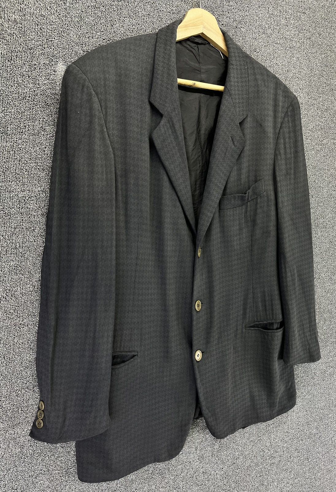 Giorgio Armani Vintage Giorgio Armani Black Blazers Coats Jacket Size US M / EU 48-50 / 2 - 2 Thumbnail