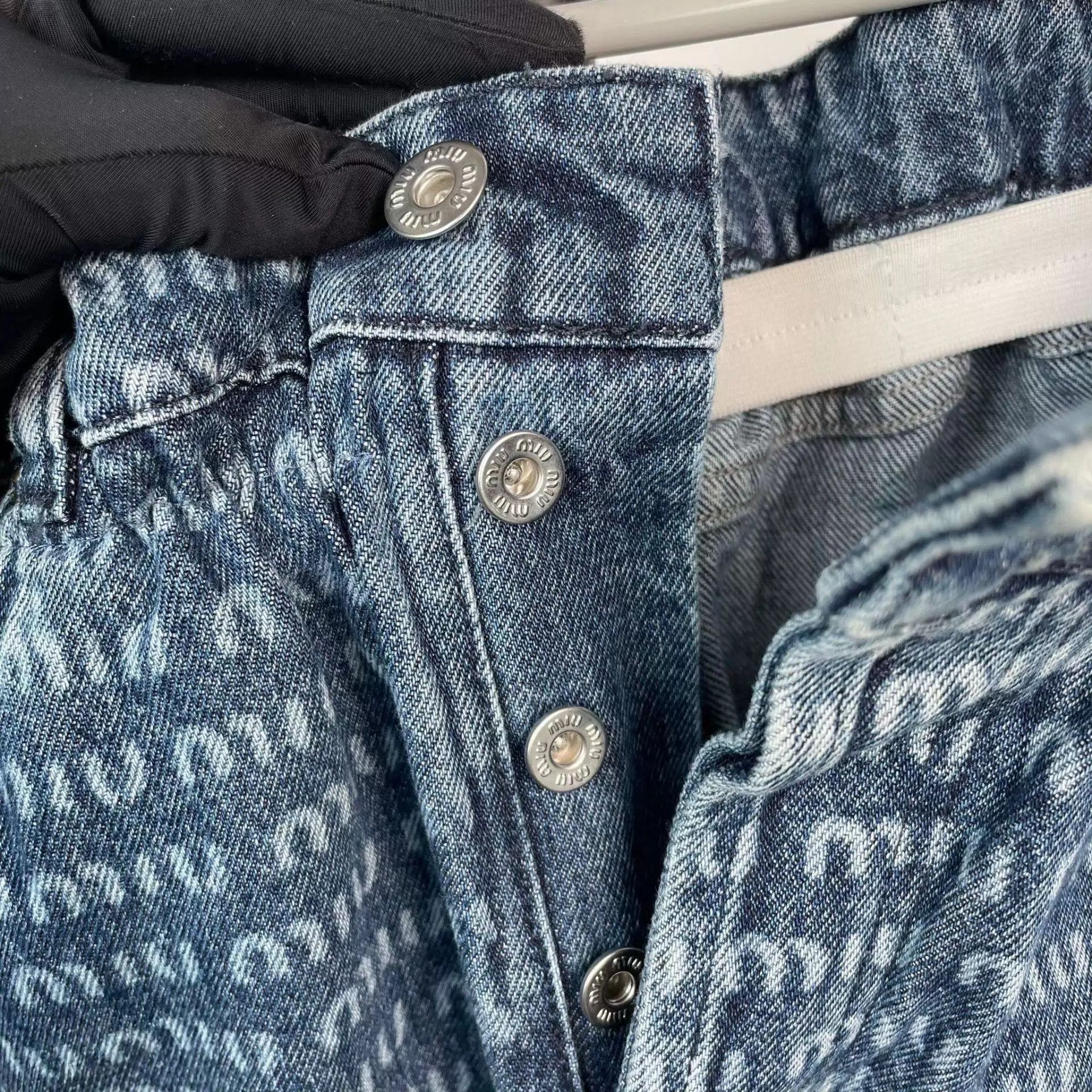 Miu Miu Miu Miu women's 95 New Denim Jeans Size 24" / US 00 / IT 34 - 3 Thumbnail