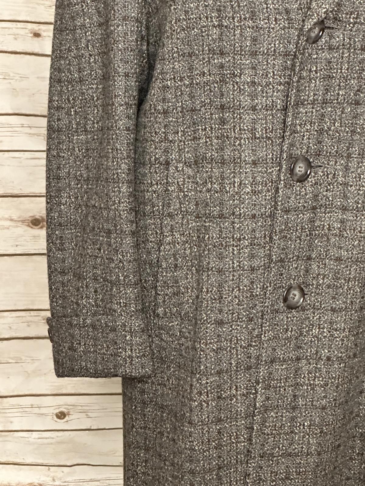 Hart Schaffner Marx Vintage Hart, Schaffner & Marx tweed wool overcoat Size 44 Size US XL / EU 56 / 4 - 3 Thumbnail