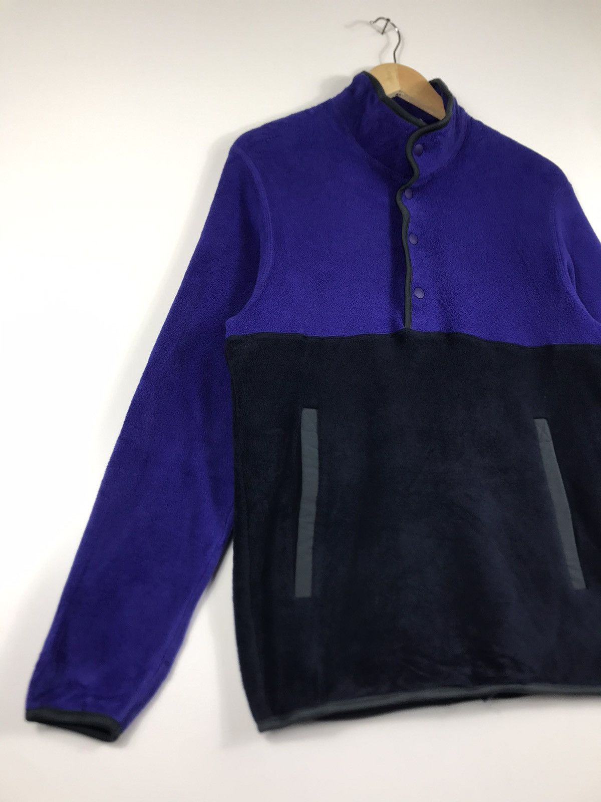 JW Anderson × Uniqlo 🔥J.W.anderson Pullover Fleece Sweatshirt Size US M / EU 48-50 / 2 - 2 Thumbnail