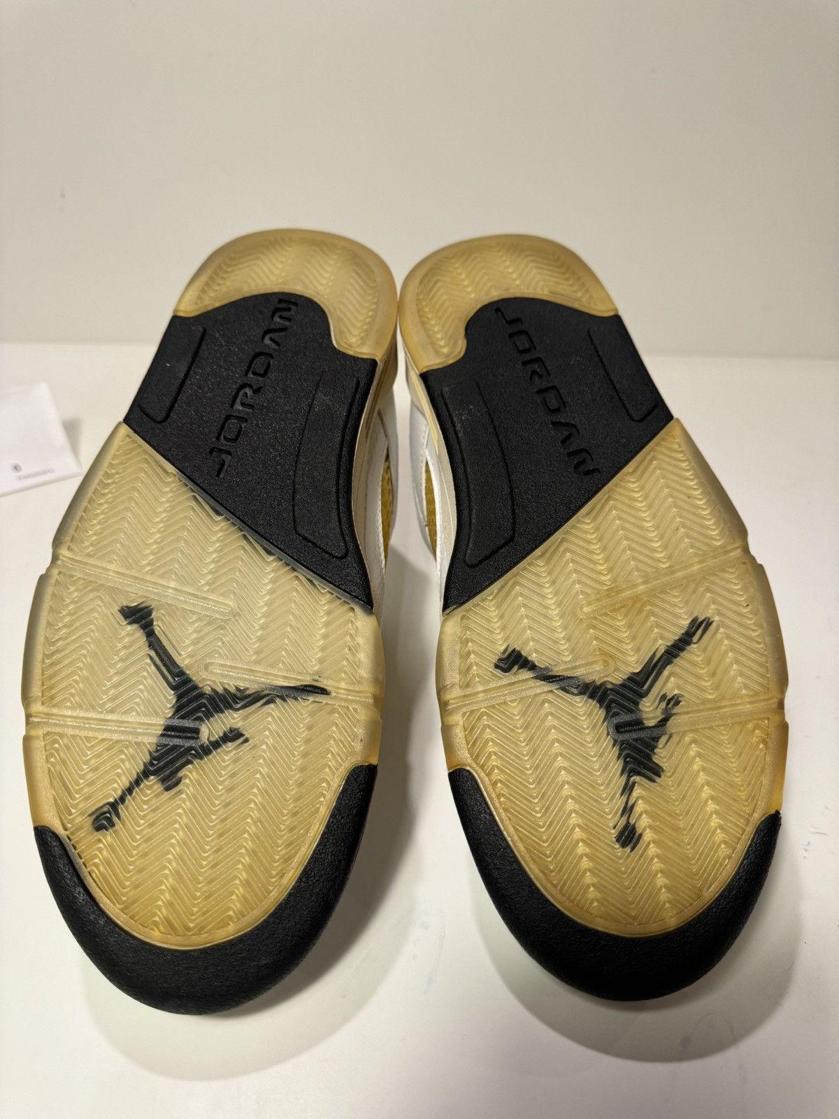 Jordan Brand Nike Jordan Retro 5 White Low Size US 12 / EU 45 - 13 Thumbnail