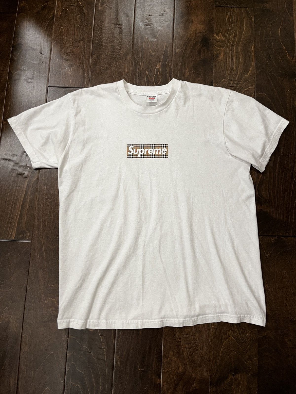 Supreme Burberry Box Logo Tee Black 激安売れ筋 メンズ | bca.edu.gr