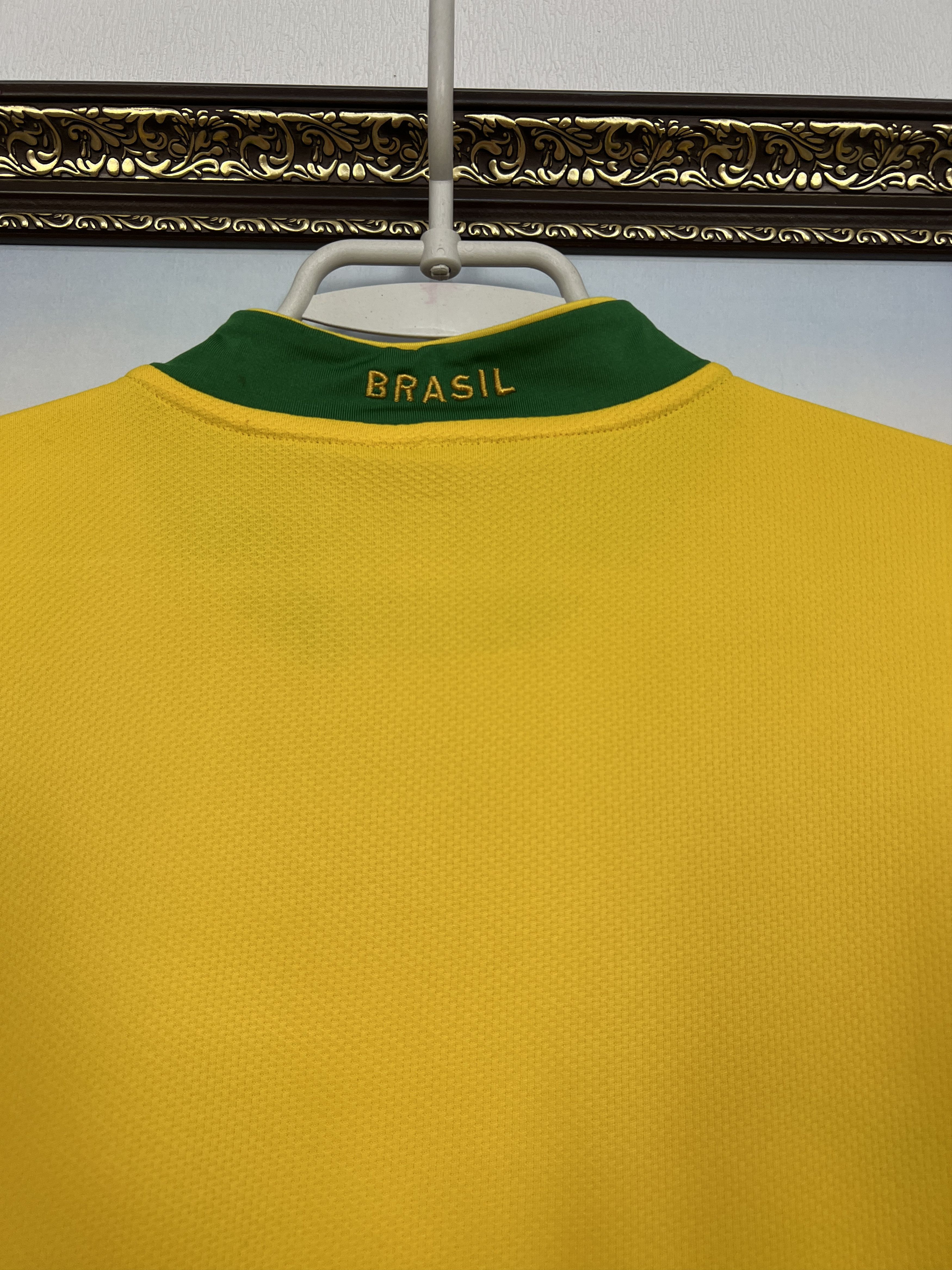 Nike Brazil football shirt Soccer Nike Jersey National Trikot Size US M / EU 48-50 / 2 - 10 Thumbnail