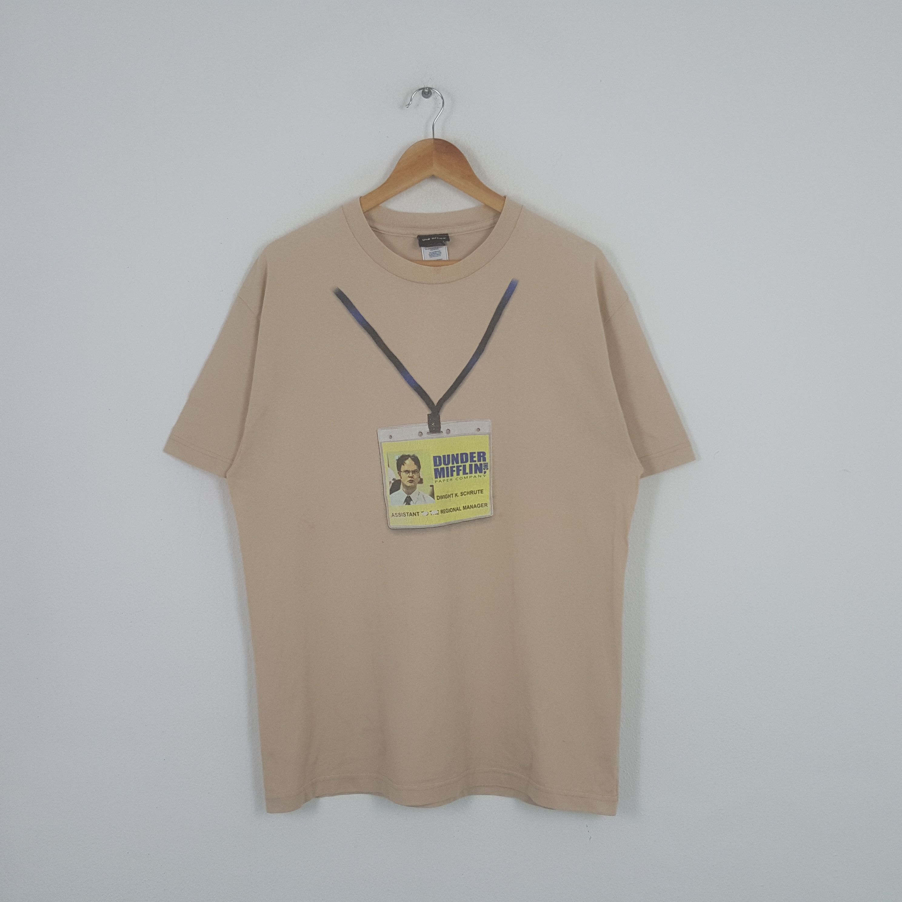 Vintage Vintage Dunder Mifflin American Company Staff Parody Tshirt Size US L / EU 52-54 / 3 - 1 Thumbnail