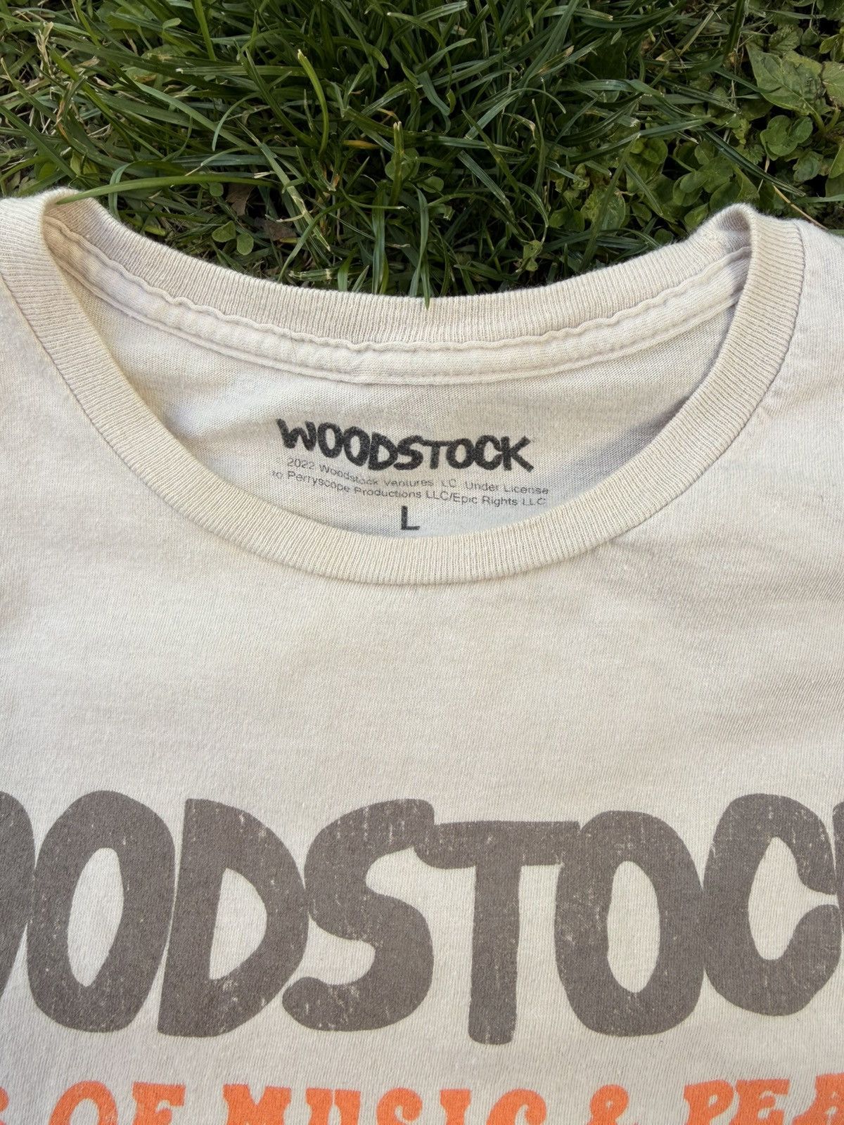 Band Tees Modern Woodstock 1969 tee Size Large Size US L / EU 52-54 / 3 - 5 Thumbnail