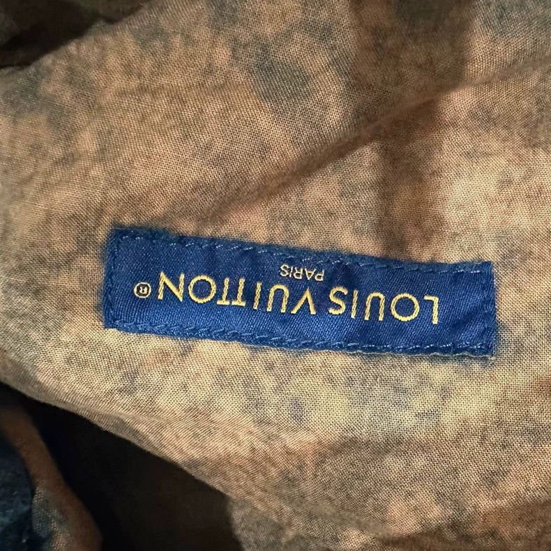 Louis Vuitton Louis Vuitton Fei Dongxiu Washed Embossed Embroidered Old Size US S / EU 44-46 / 1 - 4 Thumbnail
