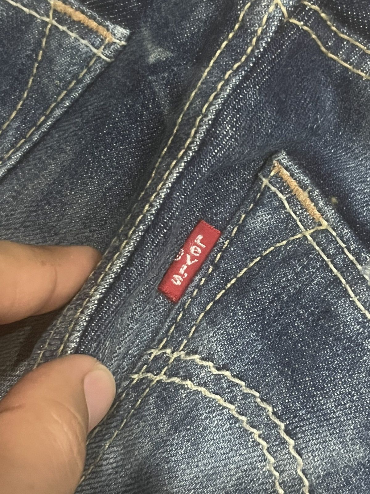 Levi's Vintage Levi’s 505 Blue Washed Distressed Slim Straight Jean Size US 30 / EU 46 - 8 Thumbnail