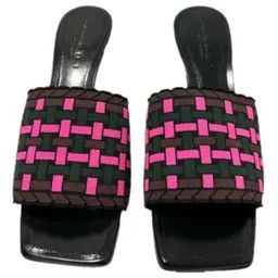 o1w1db10125 Mules in Multicolor