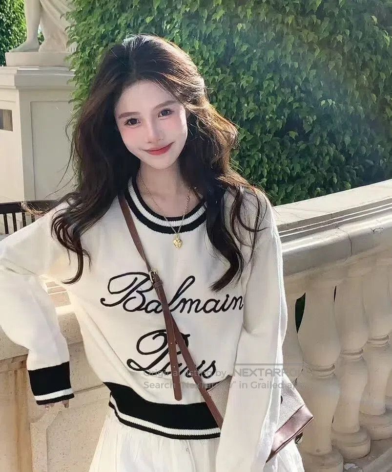 Balmain BALMAIN White Logo Embroidered Cotton Crew Neck Long Sleev Size XS / US 0-2 / IT 36-38 - 9 Thumbnail