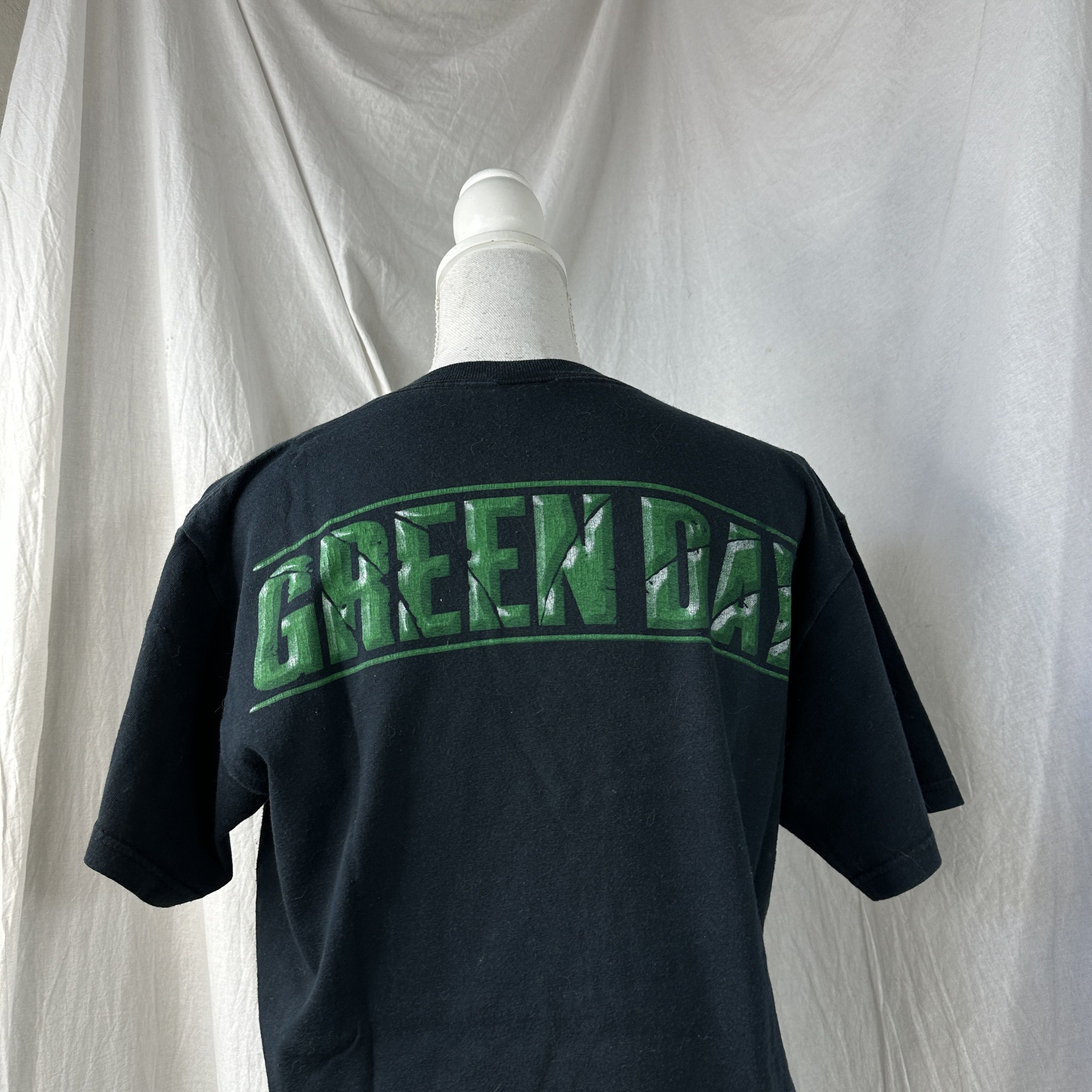 Vintage Vintage Streetwear Rock Band tee Green Day T-shirt 00s Size US M / EU 48-50 / 2 - 5 Thumbnail