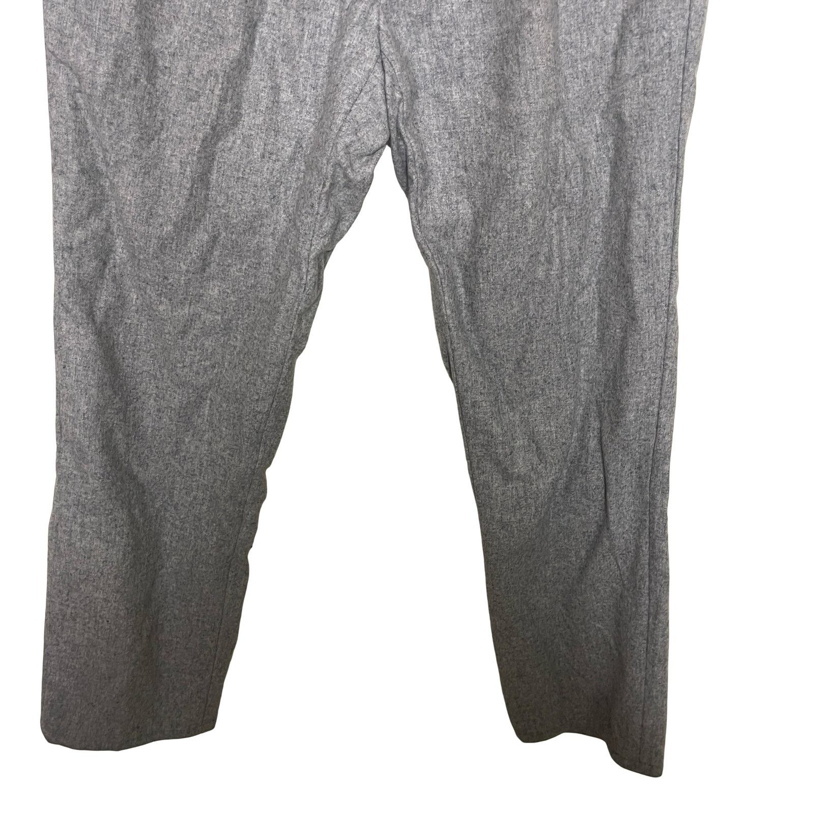 Suitsupply Suitsupply grey wool cropped tapered pants sz 30x27 Size US 30 / EU 46 - 5 Thumbnail