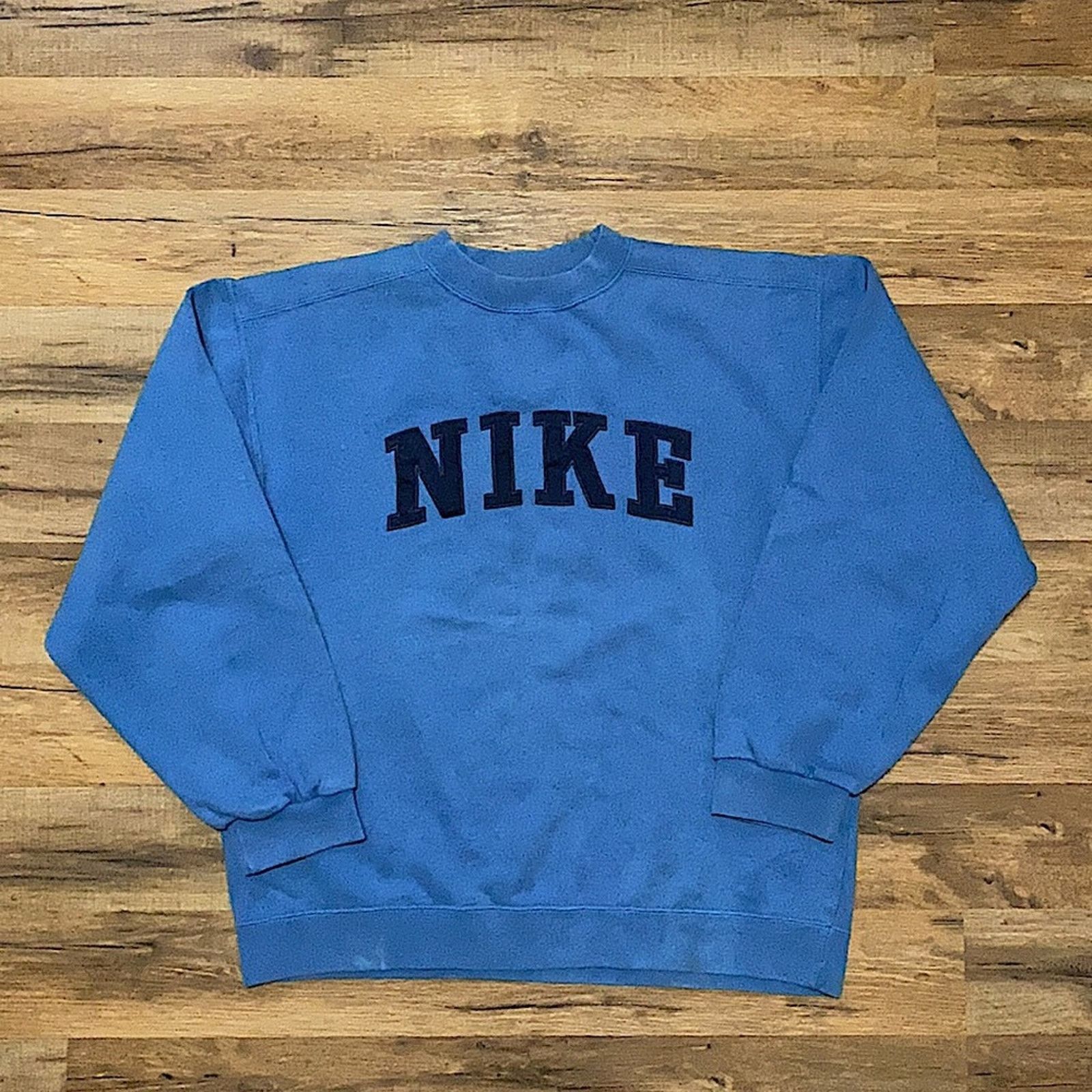 Nike 90s nike spell out crewneck Size US XS / EU 42 / 0 - 1 Thumbnail