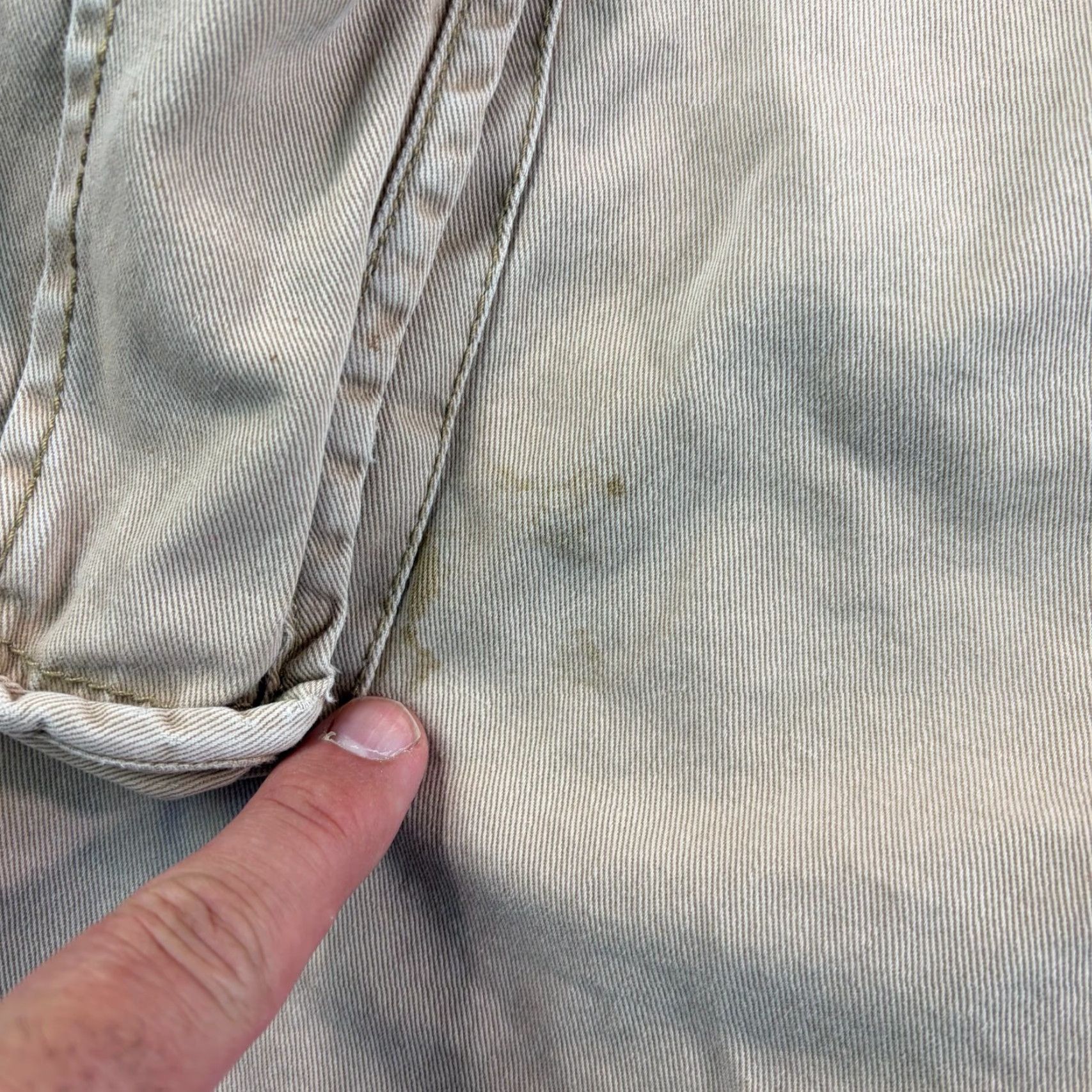 Coogi VINTAGE COOGI Australia Paratrooper Cargo Shorts Beige Men 48 Distressed Y2K Cargo Zip Pockets Embroidered High Rise Relaxed 청 Size US 32 / EU 48 - 7 Thumbnail