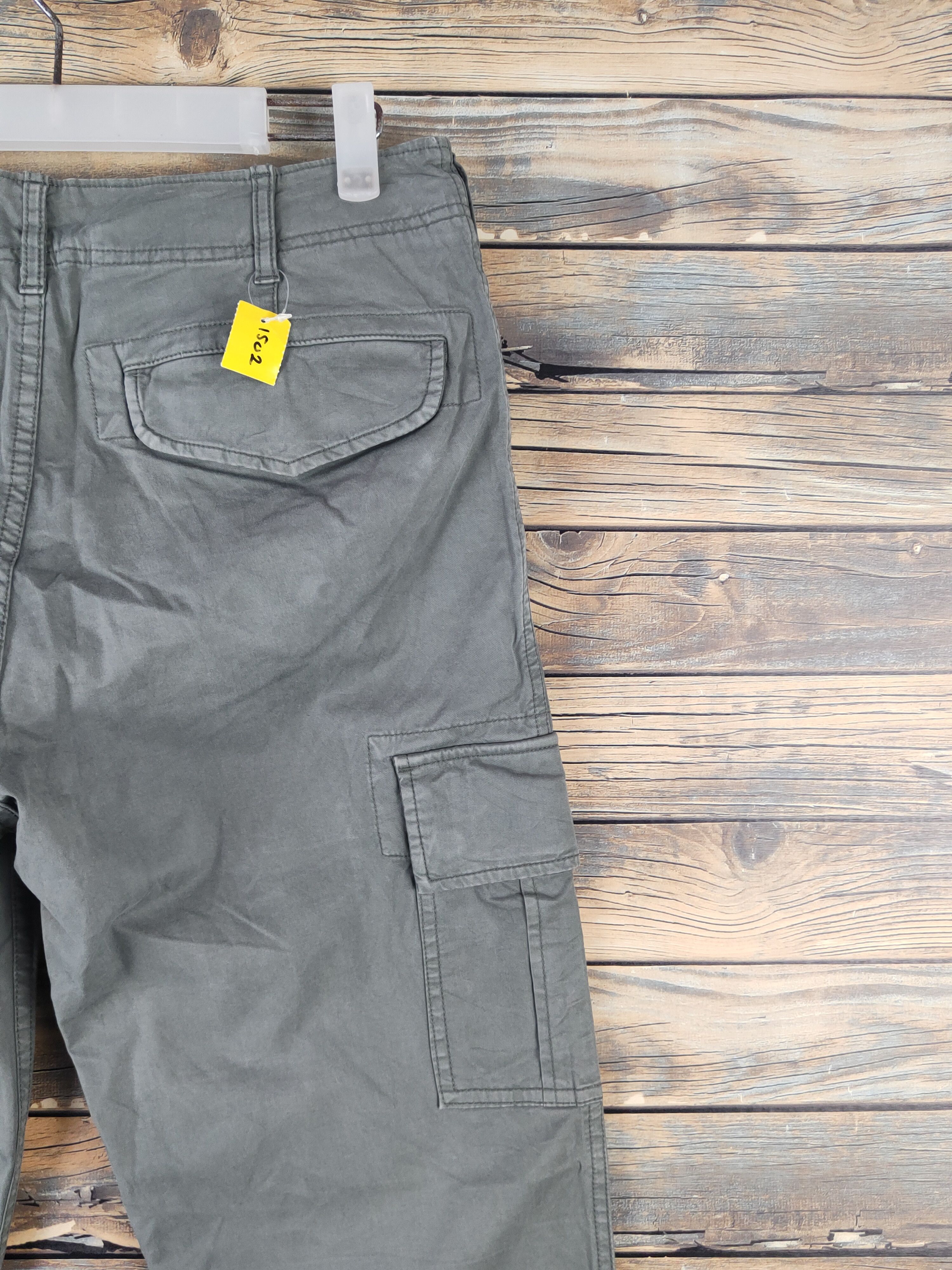 Japanese Brand DL Uniqlo Green Multipocket Tactical Cargo Pants #1502 Size US 29 - 10 Thumbnail