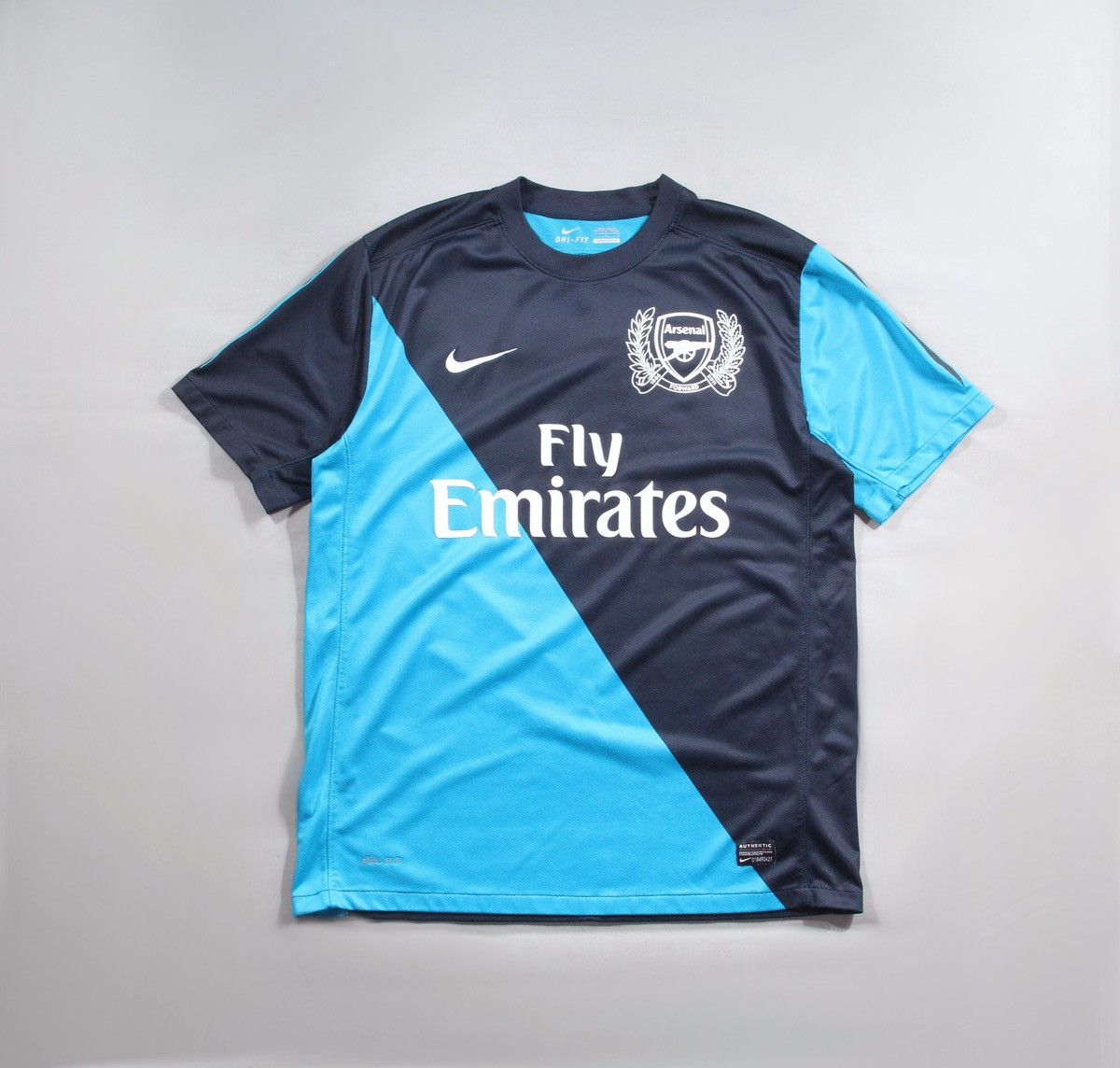 Adidas Nike x Arsenal London Soccer Football Jersey Shirt Vintage L Size US L / EU 52-54 / 3 - 1 Thumbnail