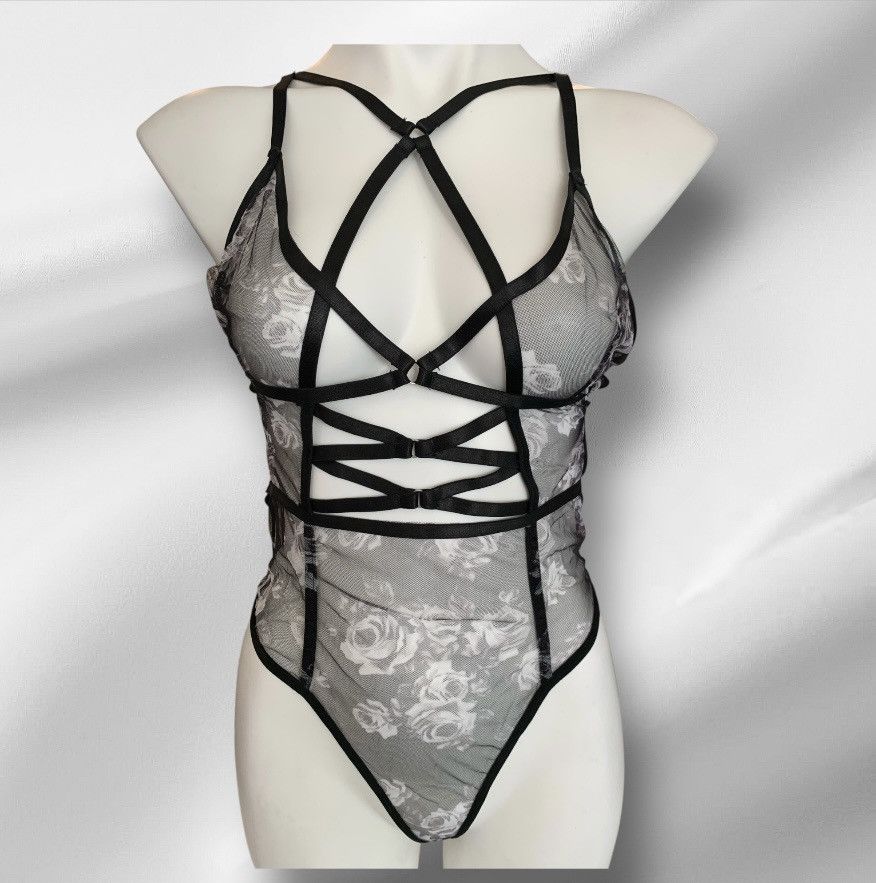 Designer NWT Grey & Black Floral Mesh Bodysuit Sheer Thong S/M Size M / US 6-8 / IT 42-44 - 4 Thumbnail