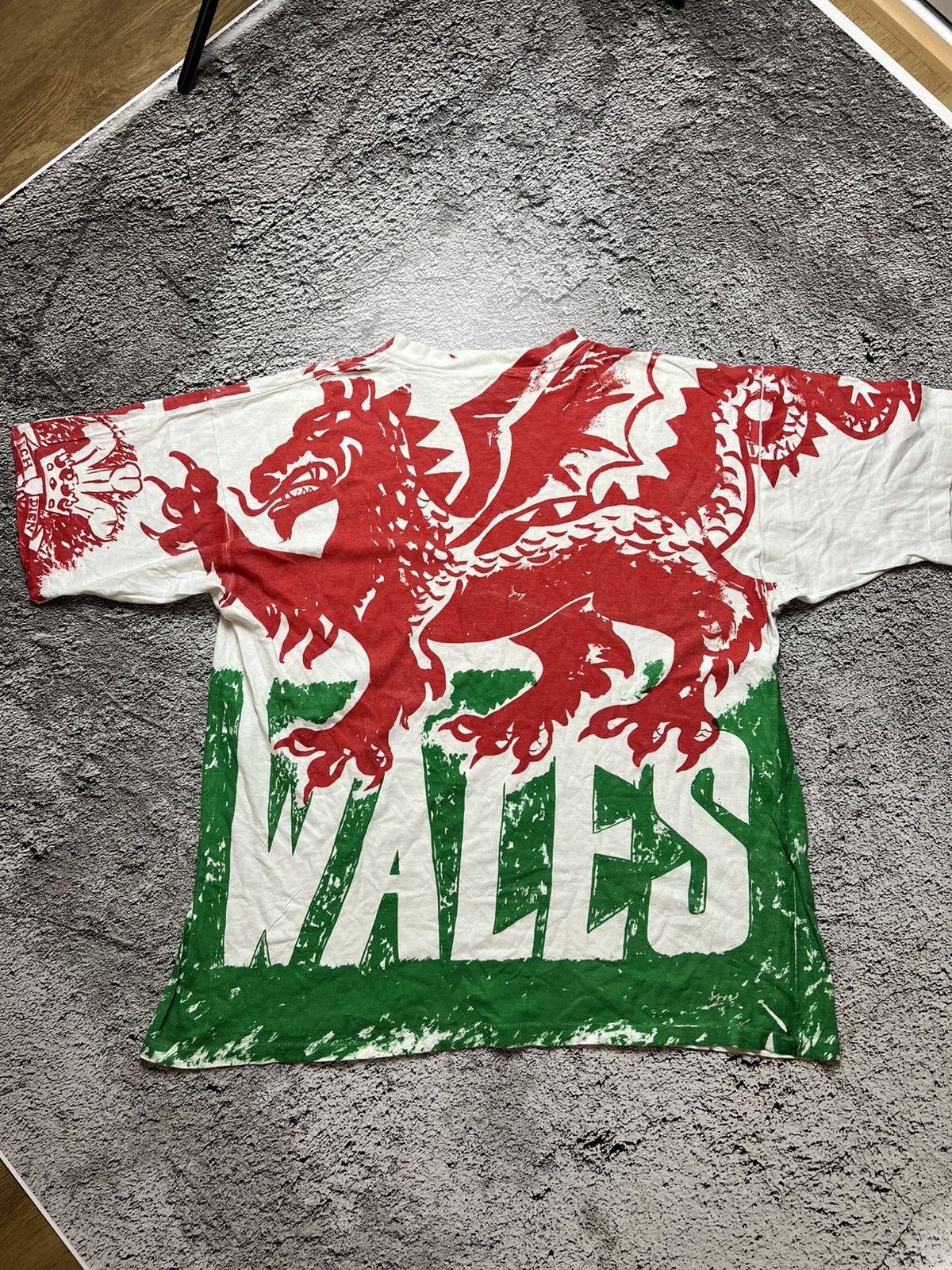 Vintage VTG 90’s Wales overprinted single stitch tee Size US XXL / EU 58 / 5 - 6 Thumbnail