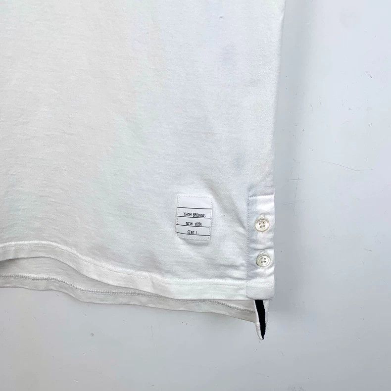 Thom Browne Thom Browne White cotton round-neck short-sleeved T-shirt 2 Size US S / EU 44-46 / 1 - 4 Thumbnail