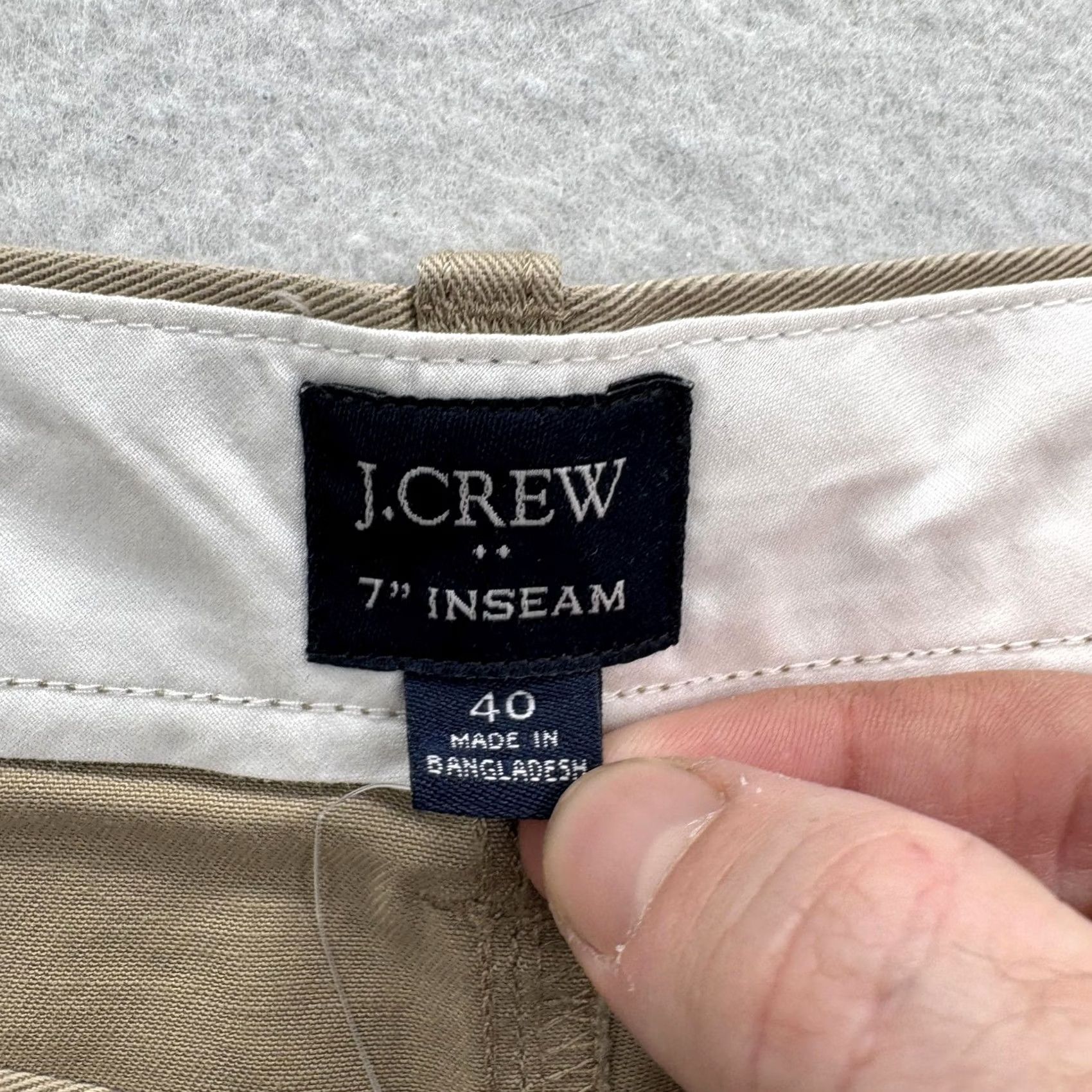 J.Crew J.Crew Shorts Mens 40 Beige Chino 7" Stretch Classic Fit Casual Summer NWT Size US 40 / EU 56 - 4 Thumbnail