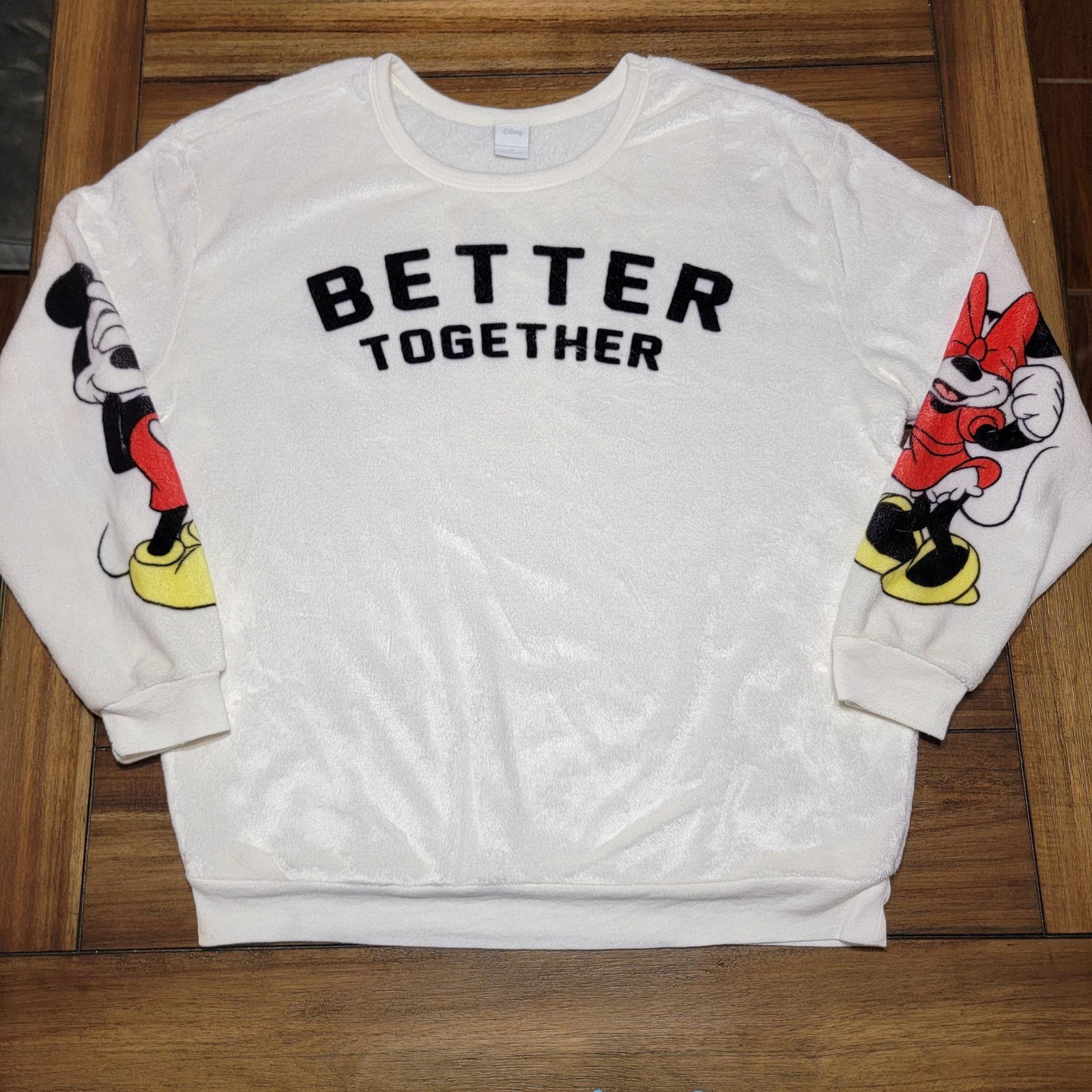 Disney Disney LS Soft Sweatshirt "Better Together" Size 1X Size XL / US 12-14 / IT 48-50 - 1 Thumbnail