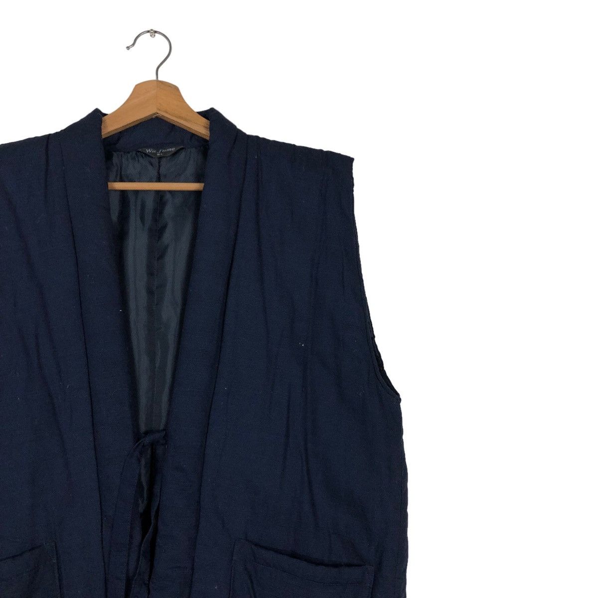 Japanese Brand 📌VINTAGE WA FUME VEST SLEEVE LESS FISH KOIL BIG LOGO Size US L / EU 52-54 / 3 - 10 Thumbnail