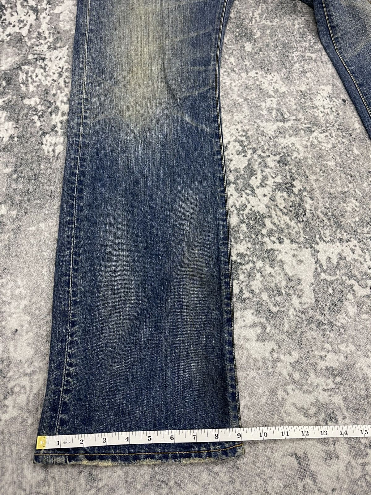 Uniqlo Vtg Uniqlo UJ S004 Loose Fit Straight Blue Washed Denim s5 Size US 31 - 16 Thumbnail