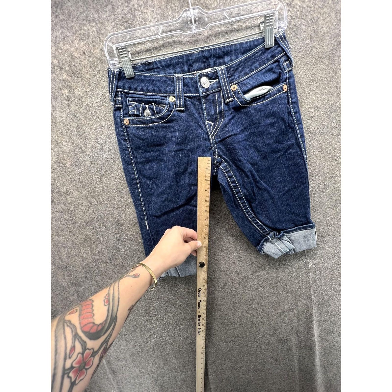True Religion True Religion Jeans Capri Womens 26 Blue Dark Wash Denim Rolled Capris Slim 5-Pocket Ankle Zipper Summer Women’s Size 26" / US 2 / IT 38 - 3 Thumbnail