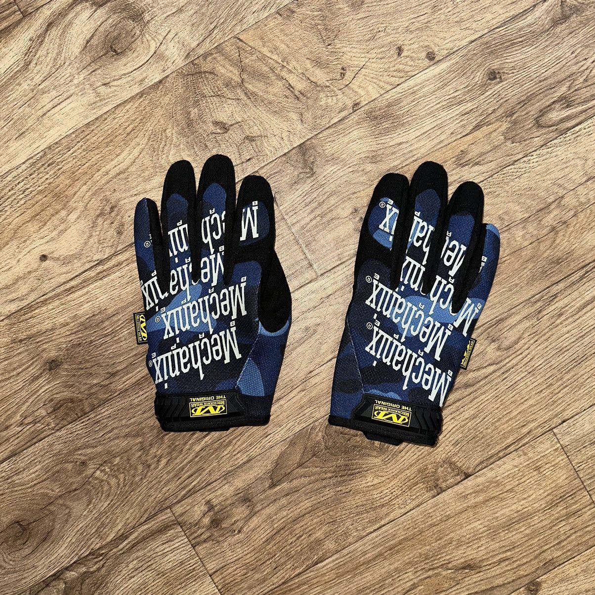 image of Bape X Mechanix Camo Work Gloves in Navy, Men's
