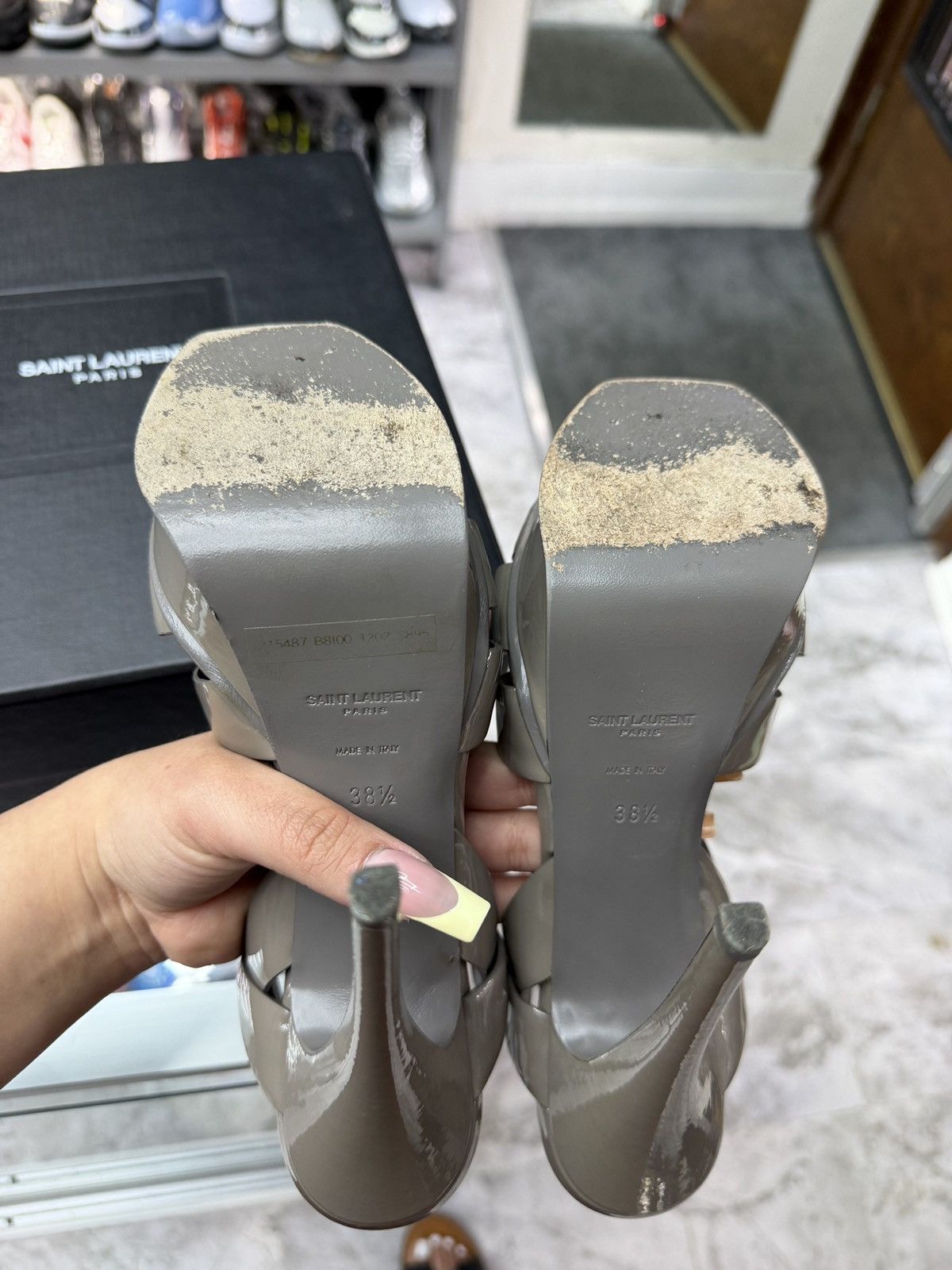 Yves Saint Laurent Yves Saint Laurent Patent Tribute Heels Size US 8.5 / IT 38.5 - 8 Thumbnail