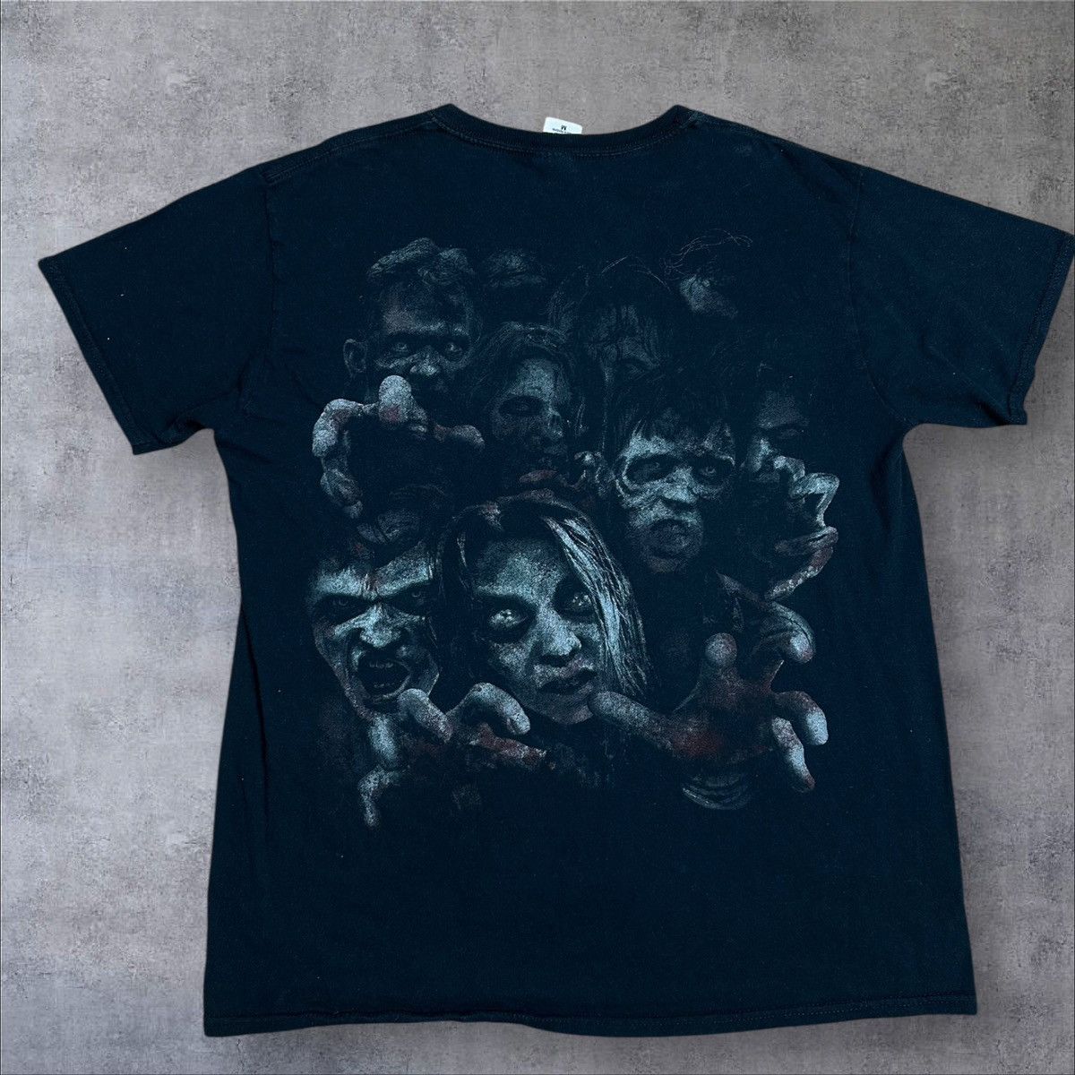 Vintage Vintage 2012 The Walking Dead Don’t Open Dead Inside T shirt Size US M / EU 48-50 / 2 - 2 Thumbnail