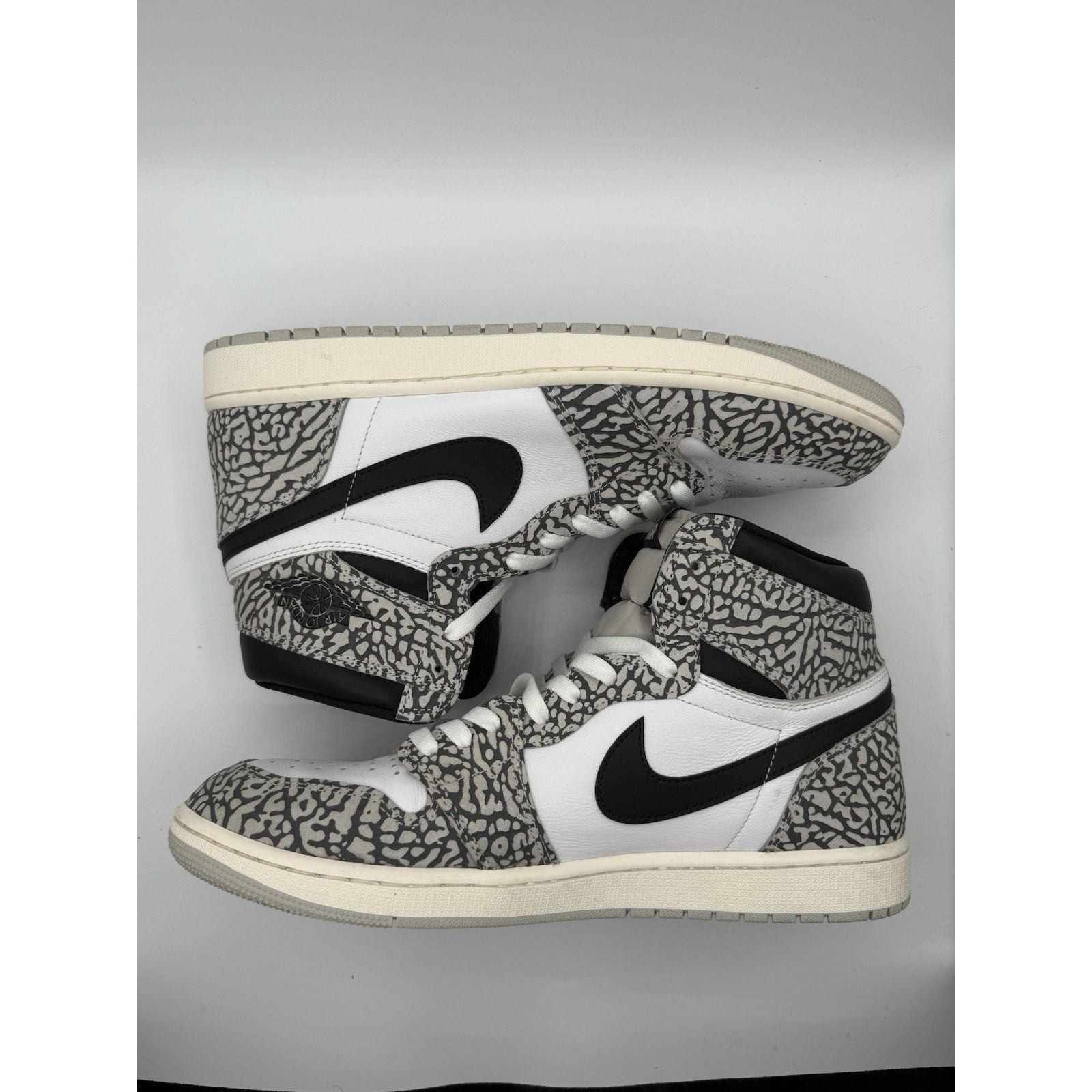 Nike Nike Air Jordan 1 One High White Cement DZ5485-052 Size 13 Size US 13 / EU 46 - 2 Thumbnail