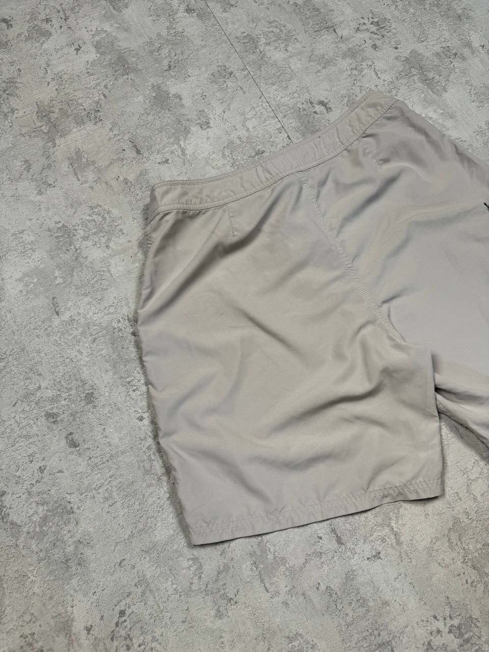 Oakley Vintage Oakley Gray Y2K Shorts Size 36 Size US 36 / EU 52 - 10 Thumbnail
