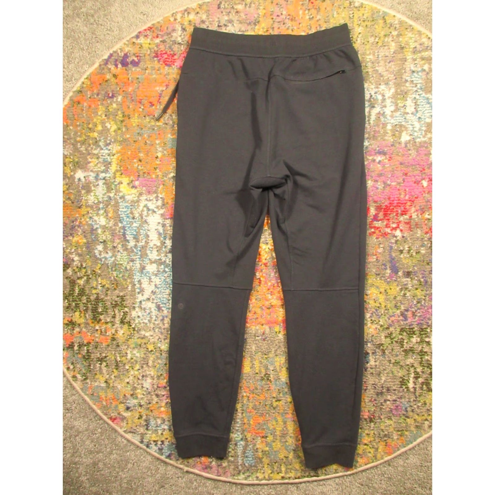 Lululemon Lululemon Women's Joggers Pants Black Solid Tapered Athletic Stretch 28x29 S All Season Fall Winter Spring Sports Athleisure Mens/Womens? Size 28" / US 6 / IT 42 - 2 Thumbnail