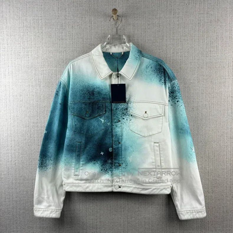 Louis Vuitton Louis Vuitton SS23 spray-painted single-breasted denim jac Size US M / EU 48-50 / 2 - 1 Thumbnail