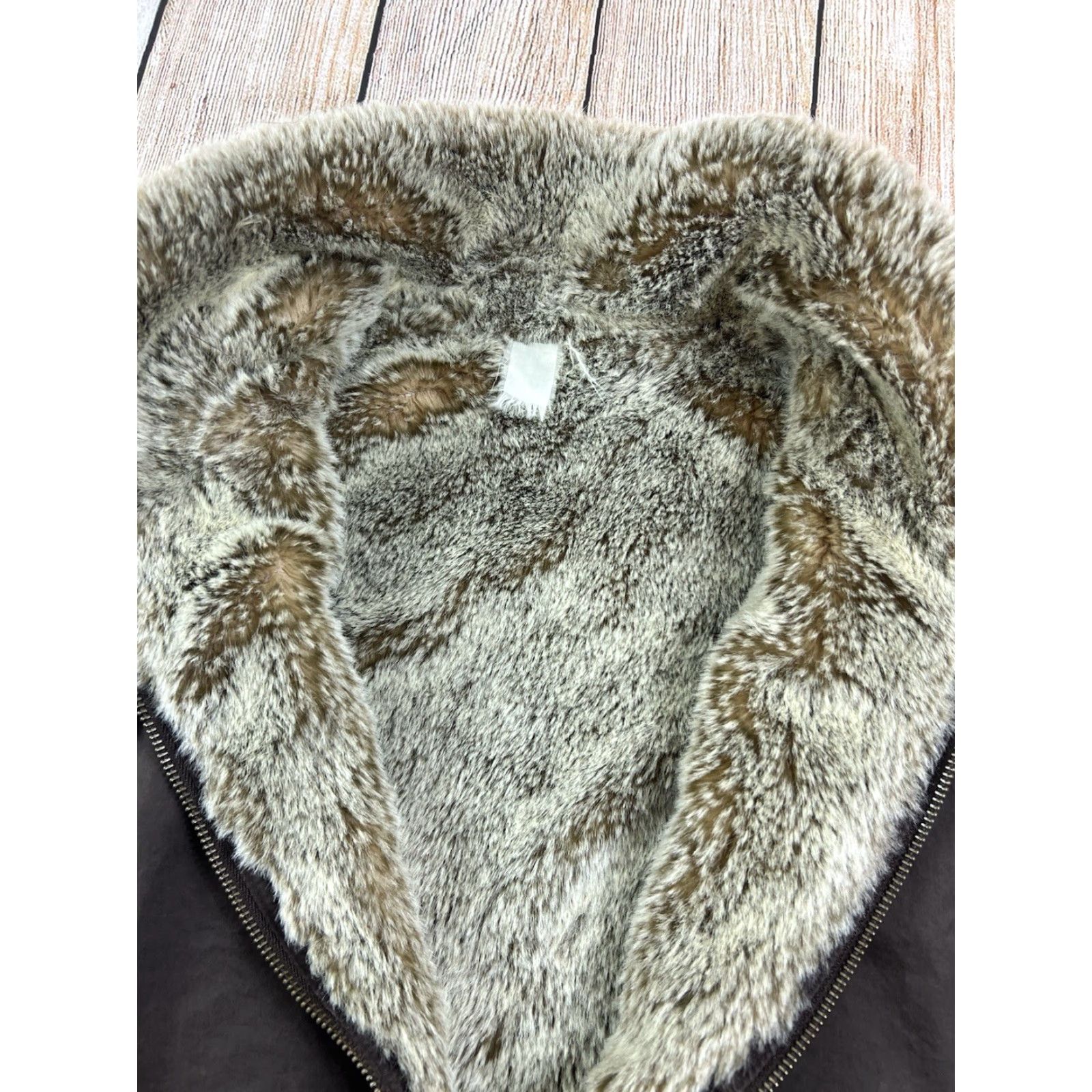 Gap GAP Women Reversible Vest Full Zip Pockets Faux Fur Tan Brown M Vest Women’s Medium Size M / US 6-8 / IT 42-44 - 4 Thumbnail