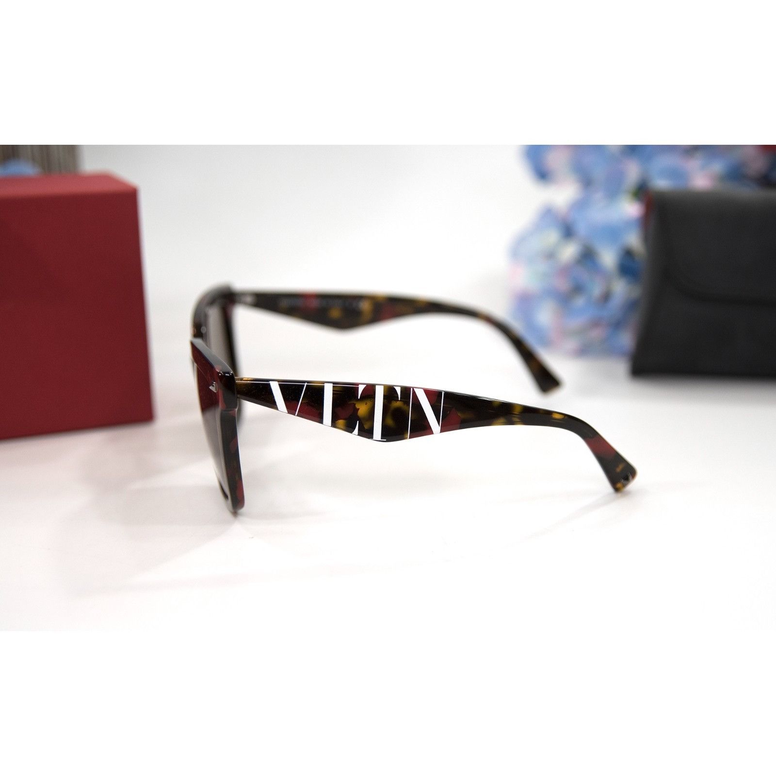 Valentino Valentino VA4084 Red Tortoise VLTN Logo Sunglasses NWT Case Size ONE SIZE - 3 Thumbnail