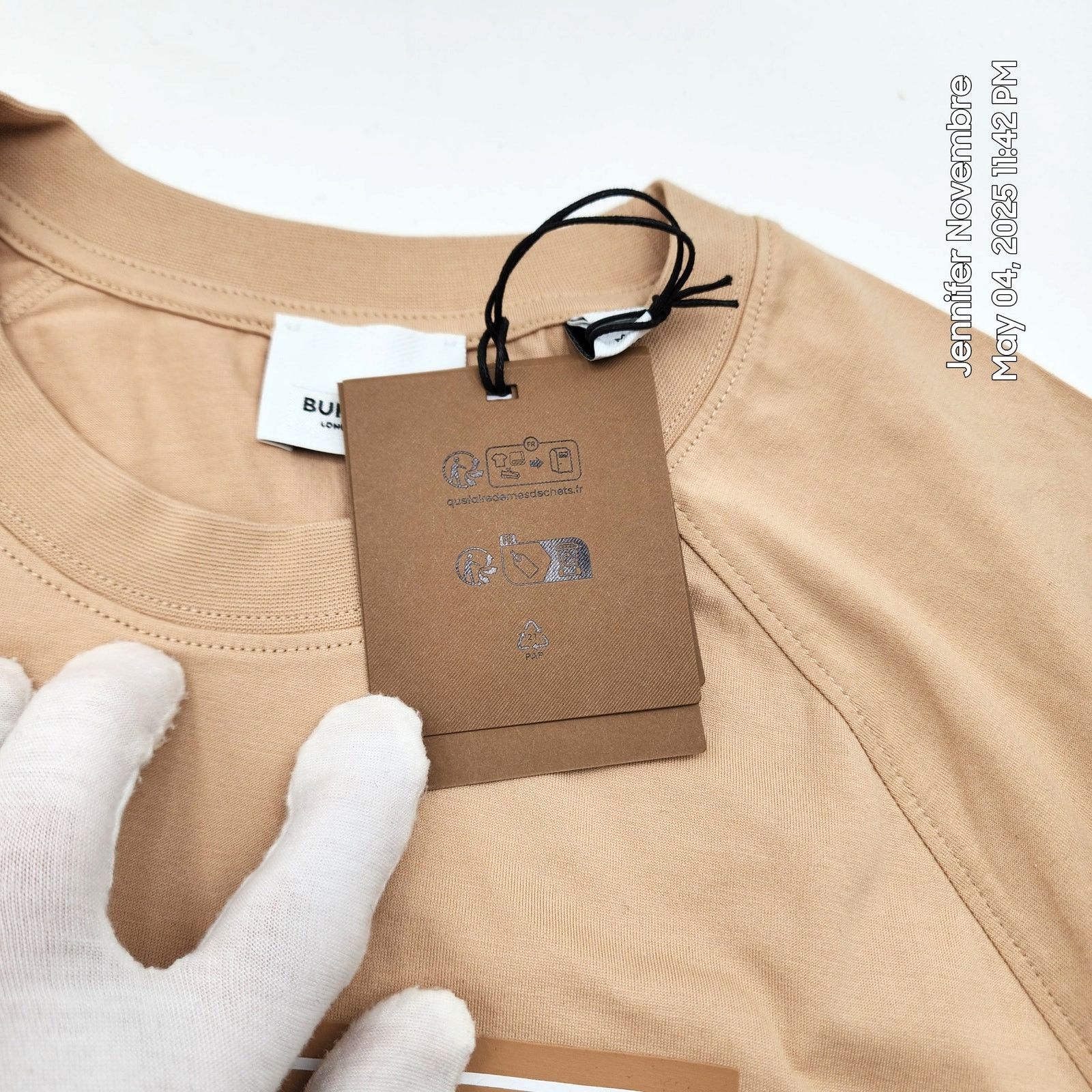 Burberry WOMEN'S BURBERRY SANTO LOGO T-SHIRT/SOFT FAWN/SMALL $480 Size S / US 4 / IT 40 - 18 Thumbnail