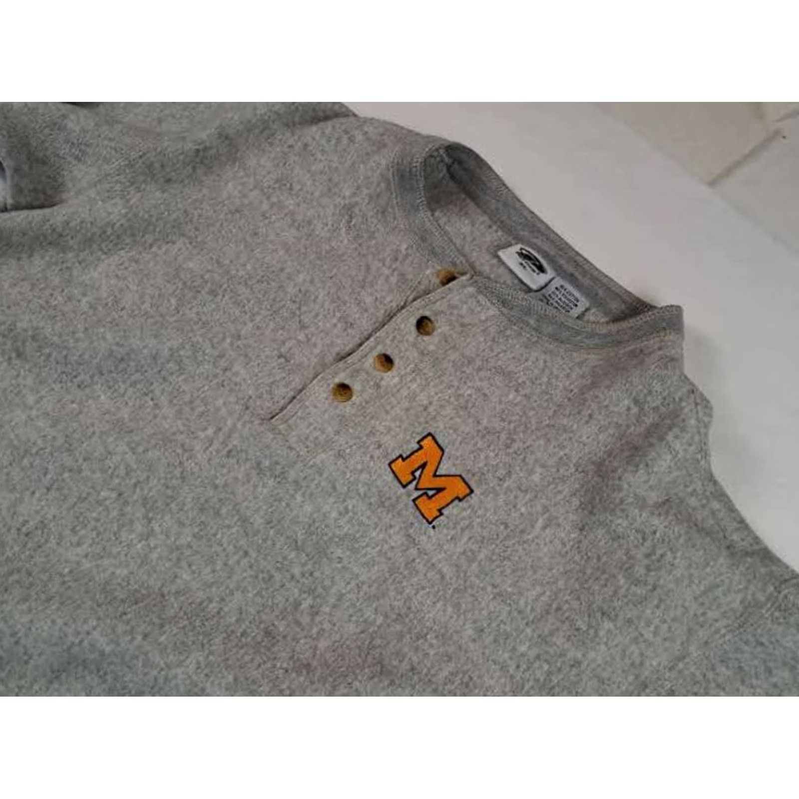 Vintage Pro Edge Sweatshirt, Michigan University, Gray, XL, Fleece, Pullover, 1/4 Button, Sweatshirt, Men, Block M Patch, All Seasons, Warm-Up, Good Condition Size US XL / EU 56 / 4 - 4 Thumbnail