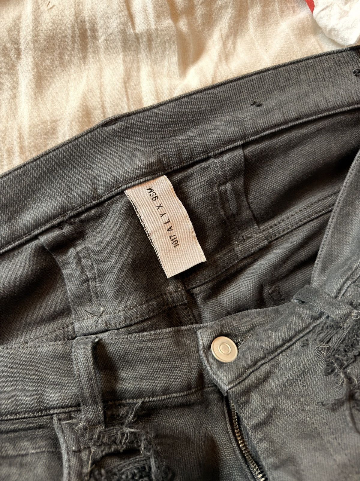 1017 ALYX 9SM 1017 Alyx 9SM Blackmeans Denim Jeans Size US 34 / EU 50 - 5 Thumbnail
