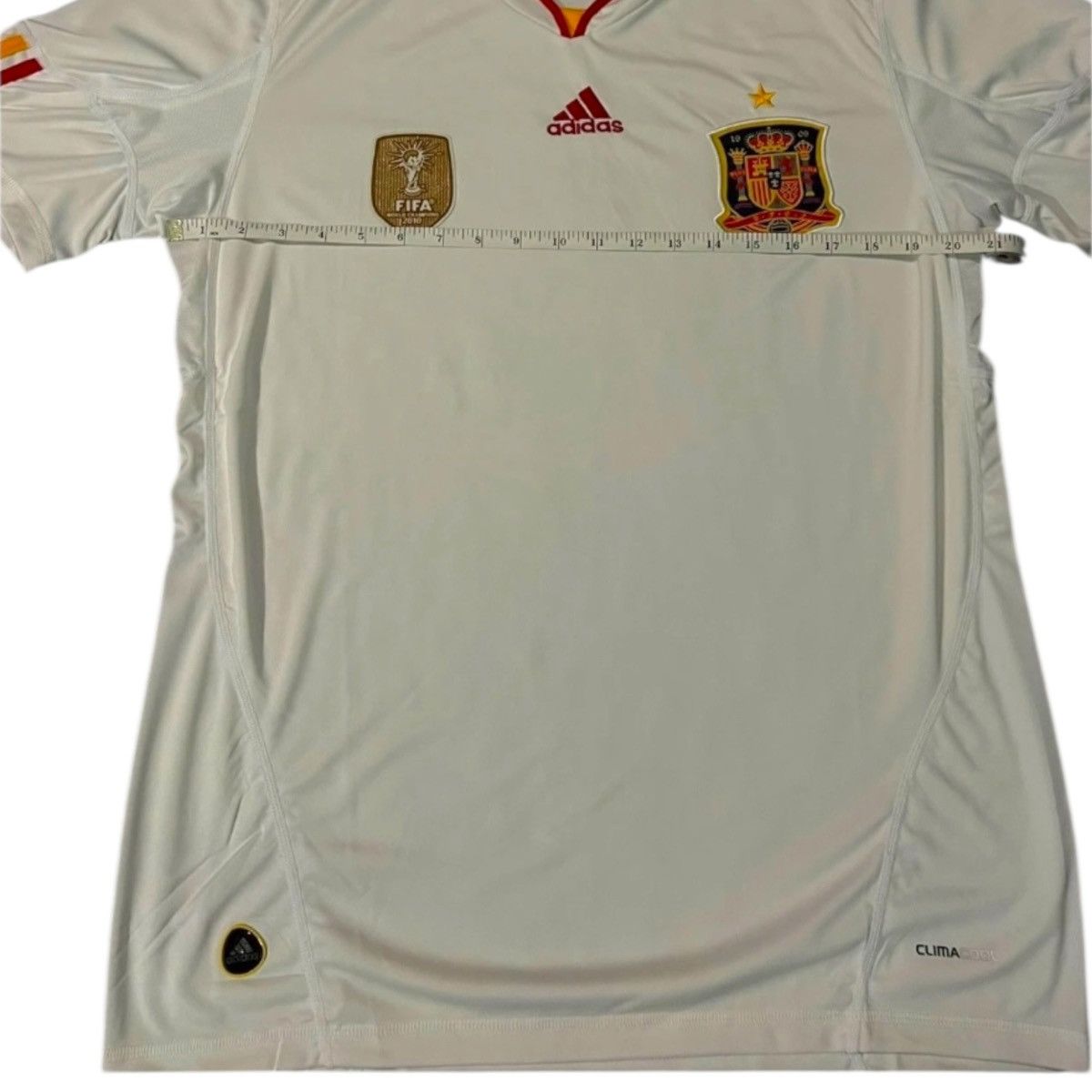 Adidas Vintage Spain 2010-11 Away World Cup Champions Size US L / EU 52-54 / 3 - 5 Thumbnail