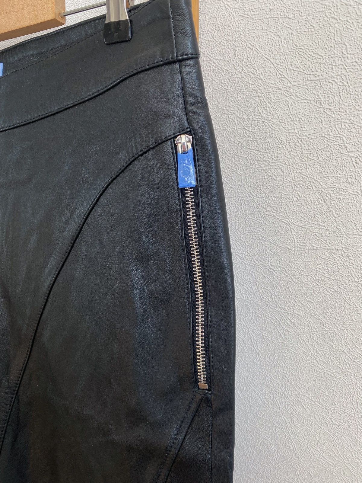 Mugler Mugler x H&M Leather Pants Size US 34 / EU 50 - 9 Thumbnail