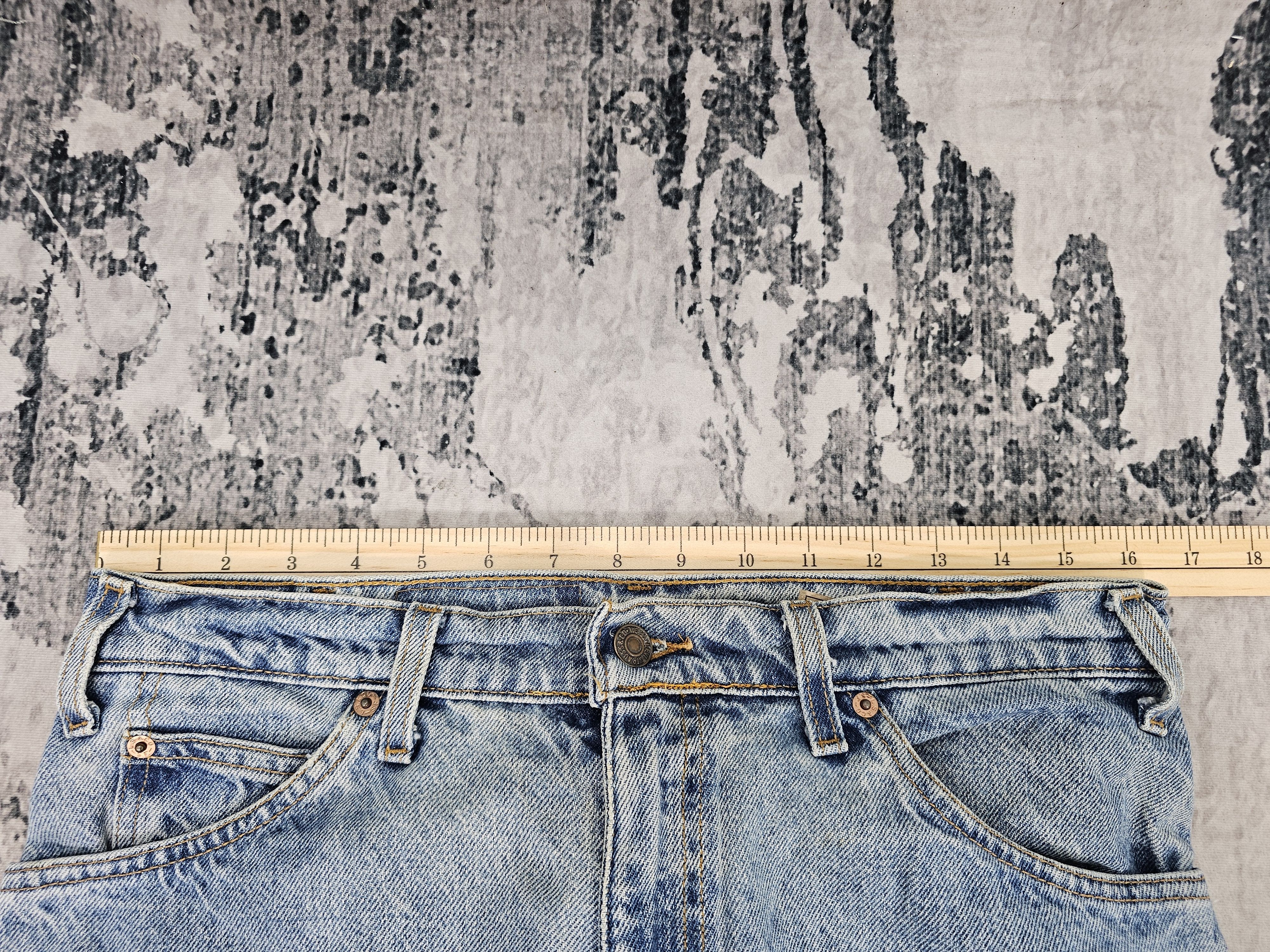 Levi's Vintage Clothing Vtg LEVIS 550 Tapered Leg Faded Jeans L0556 Size 32X30 Size US 32 / EU 48 - 18 Thumbnail