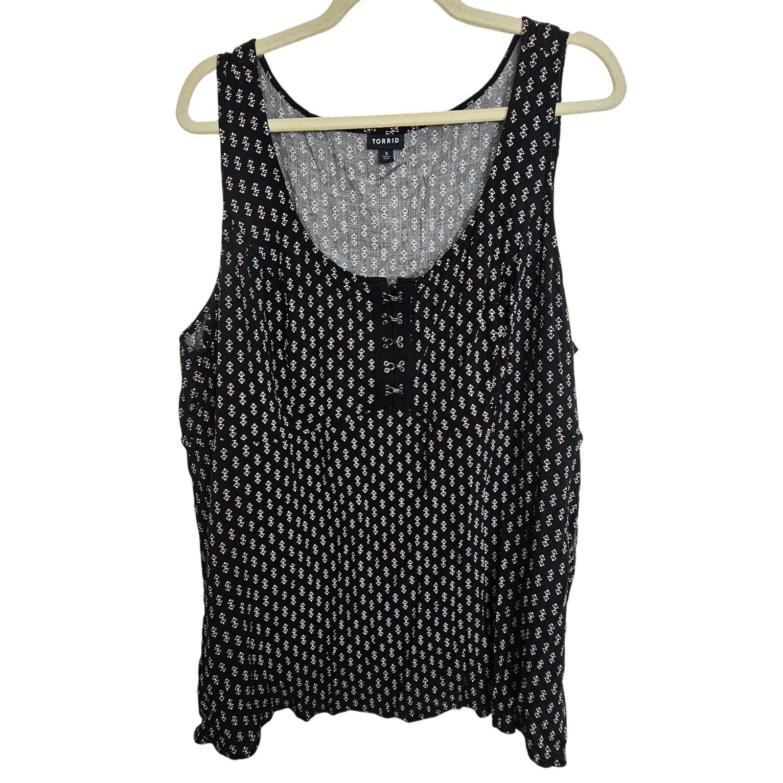 Torrid Torrid Geometric Floral Print Clasp Front Babydoll Tank Top Size 3XL / US 20-22 - 1 Thumbnail