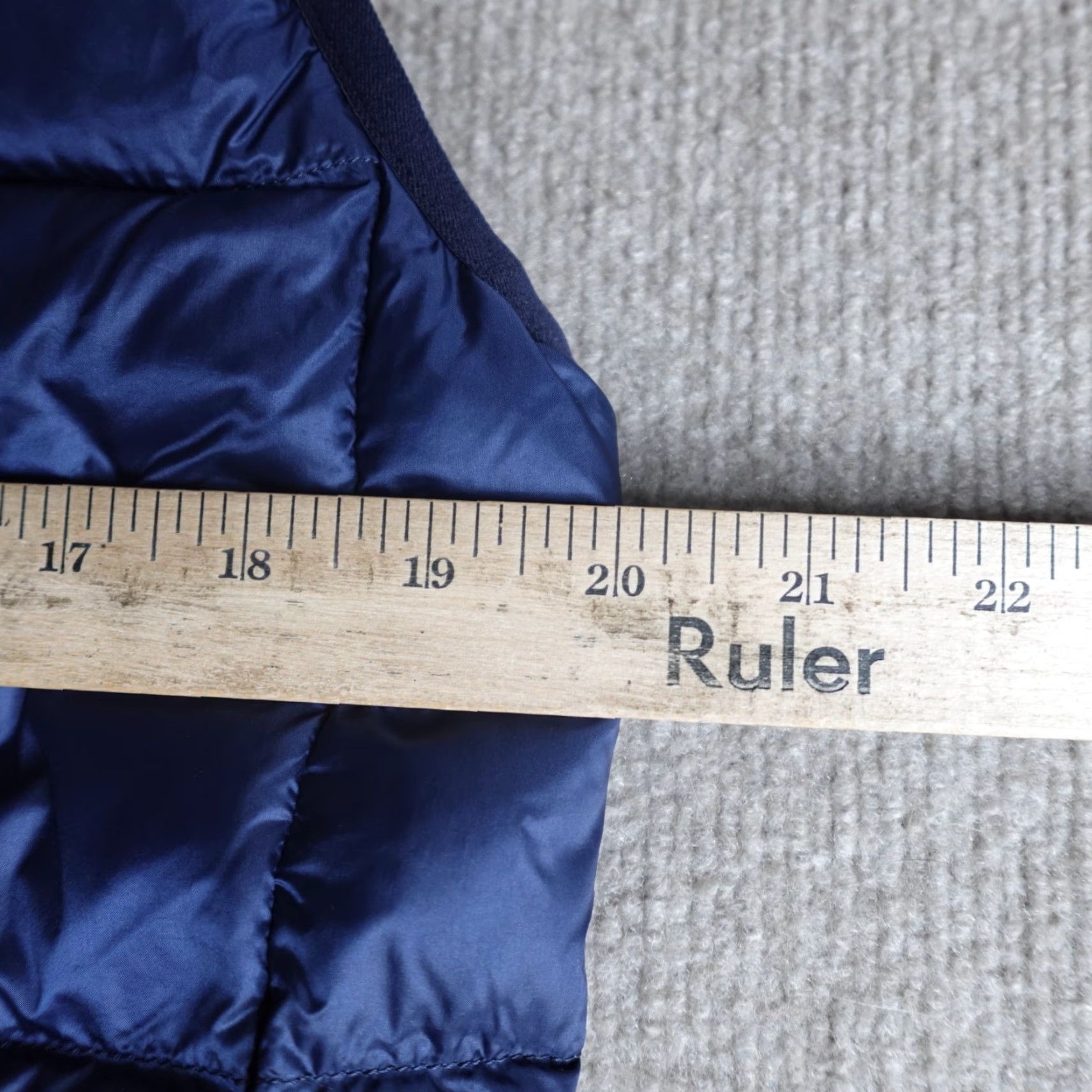Uniqlo Uniqlo Vest XS Blue Puffer Down Full Zip Lightweight Regular Fit Mens Winter Casual Parka Style Size US XS / EU 42 / 0 - 2 Thumbnail